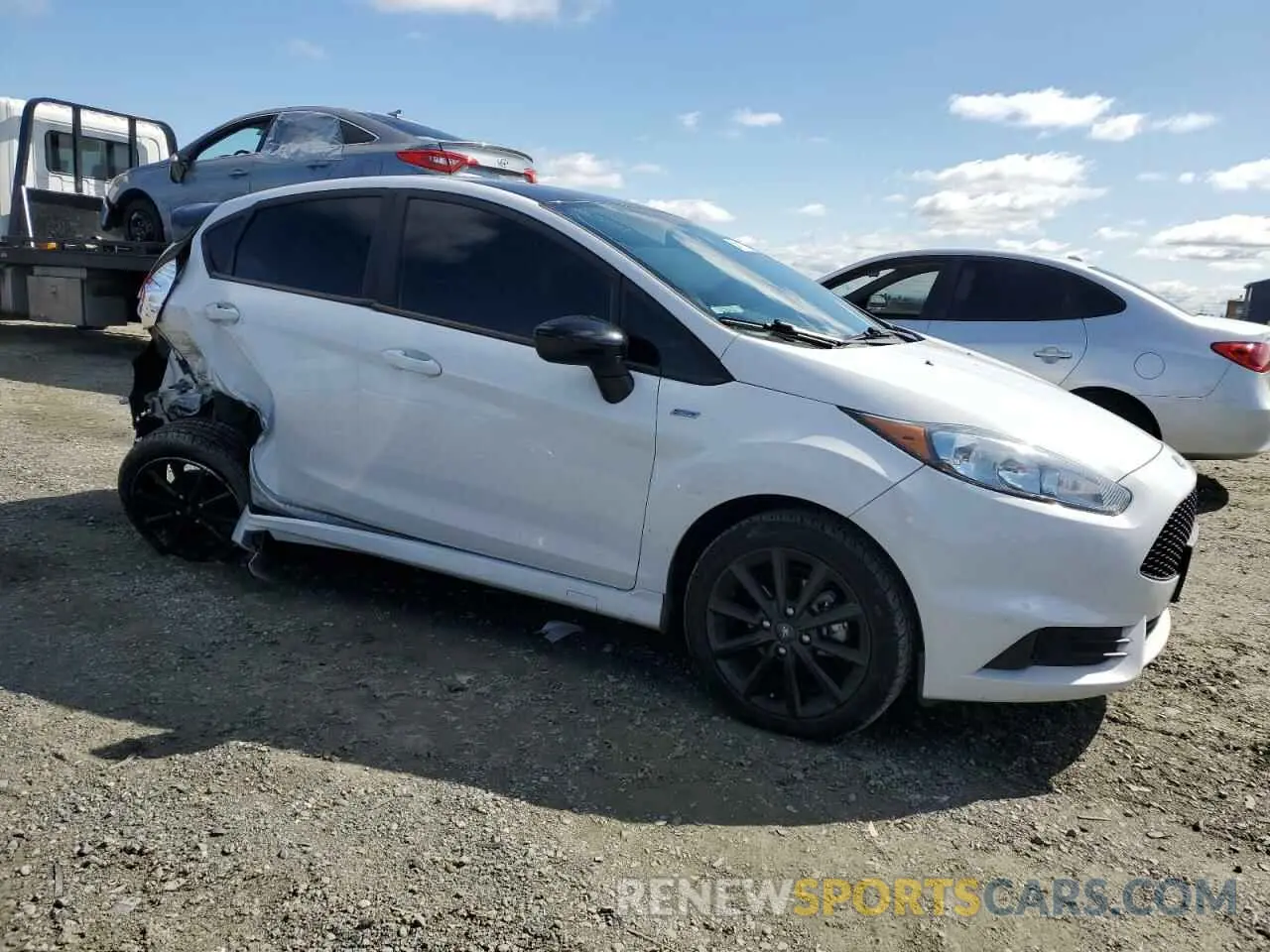 4 fotografías del automóvil dañado 3FADP4DJ1KM160014 FORD FIESTA 2019