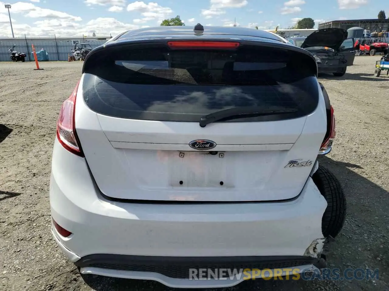 6 fotografías del automóvil dañado 3FADP4DJ1KM160014 FORD FIESTA 2019