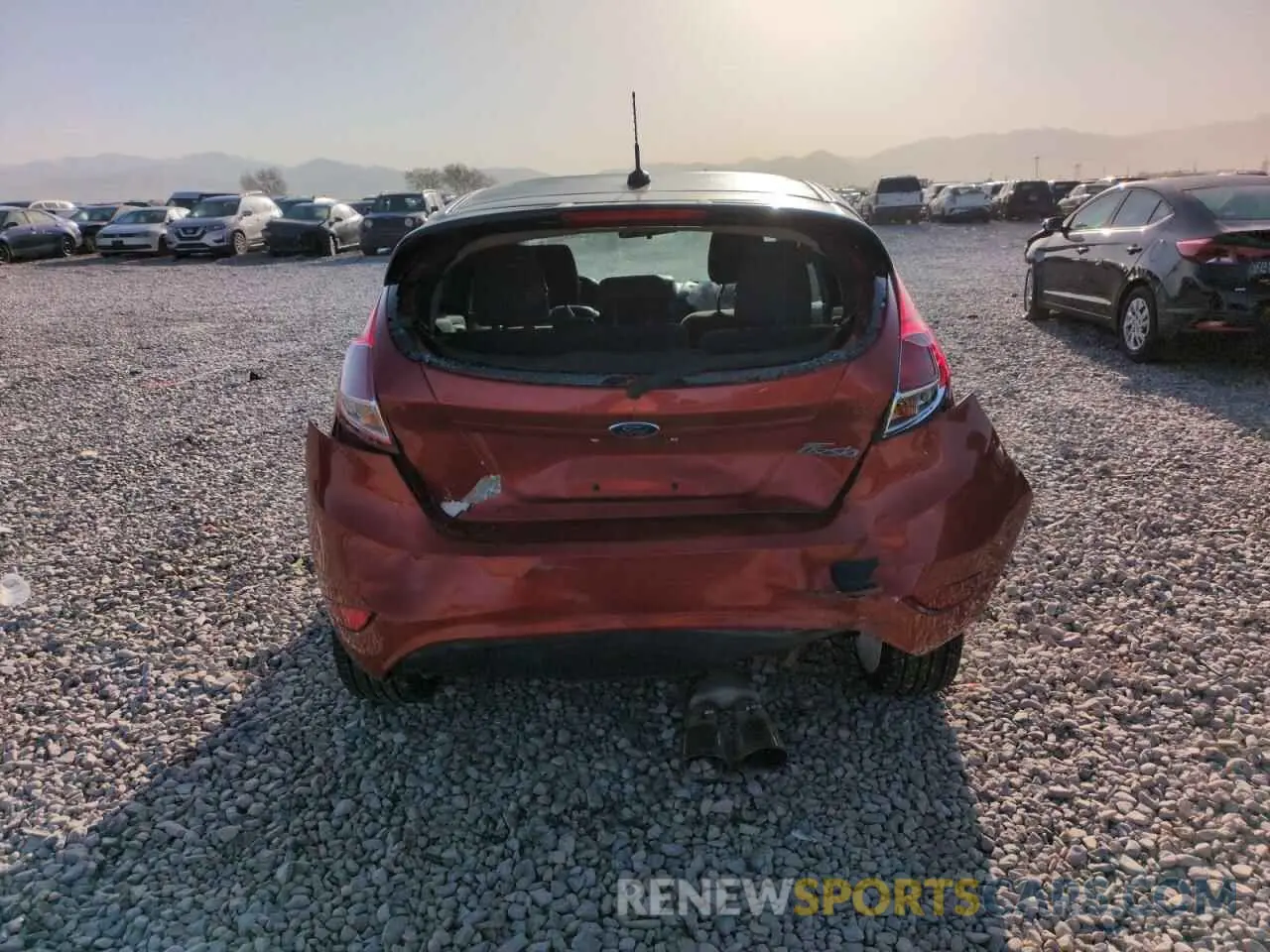 6 fotografías del automóvil dañado 3FADP4DJ4KM152585 FORD FIESTA 2019
