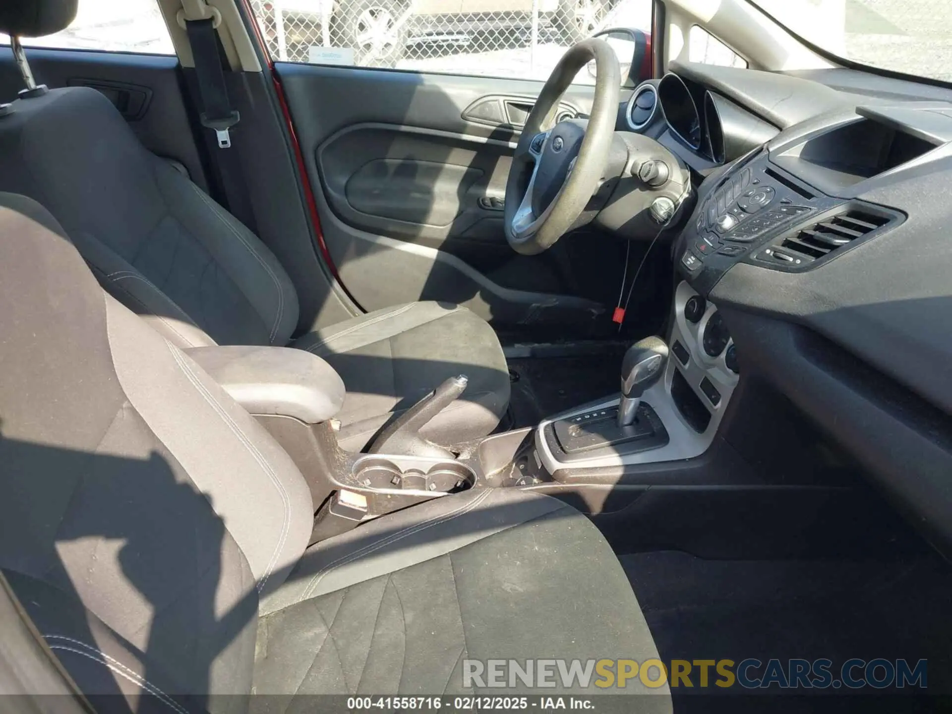 5 fotografías del automóvil dañado 3FADP4EJ0KM161332 FORD FIESTA 2019