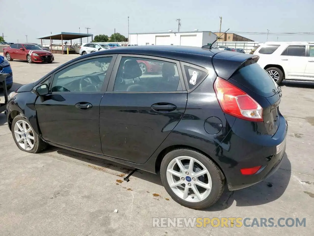 2 fotografías del automóvil dañado 3FADP4EJ1KM143311 FORD FIESTA 2019