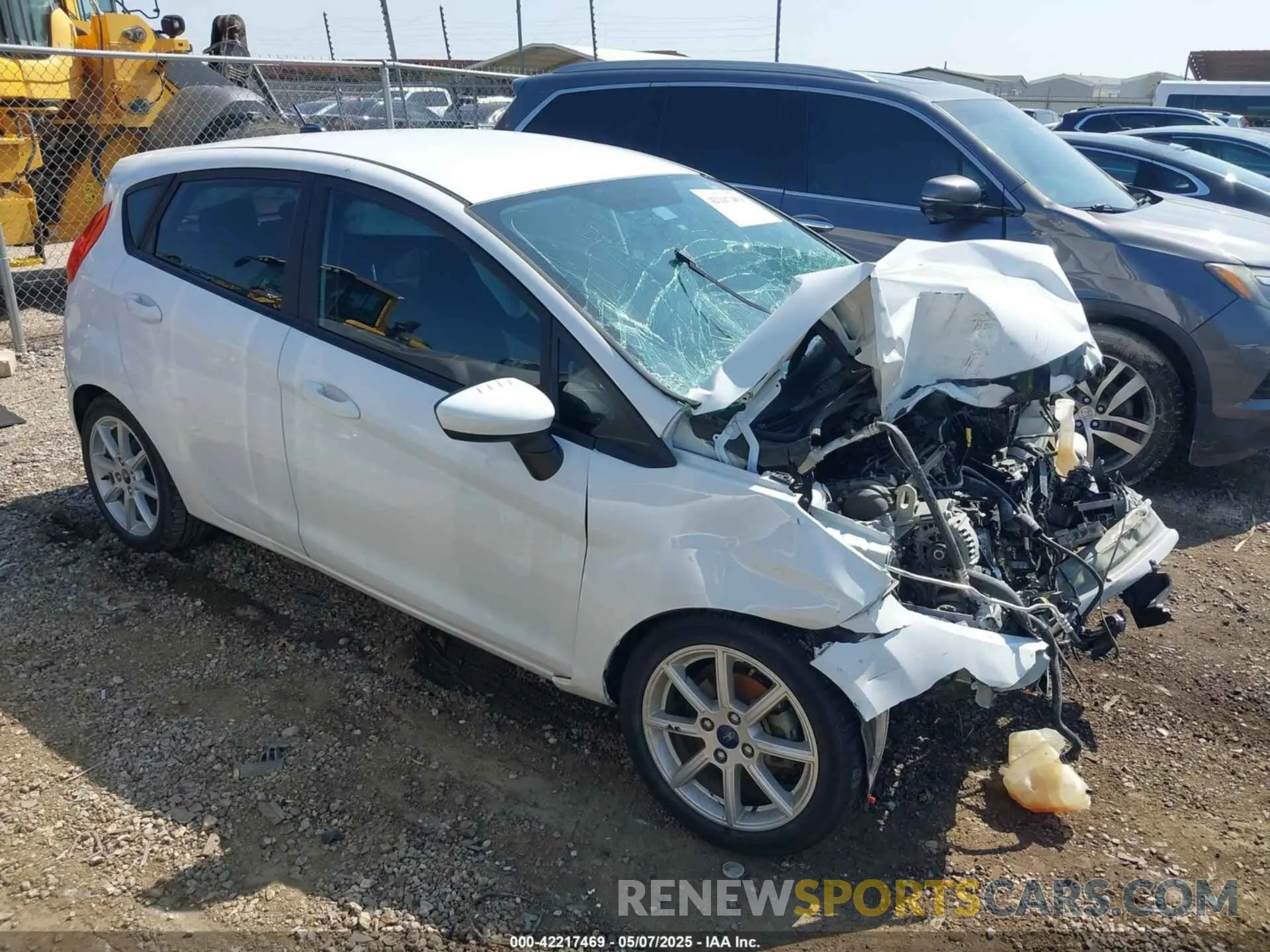 1 fotografías del automóvil dañado 3FADP4EJ1KM144362 FORD FIESTA 2019
