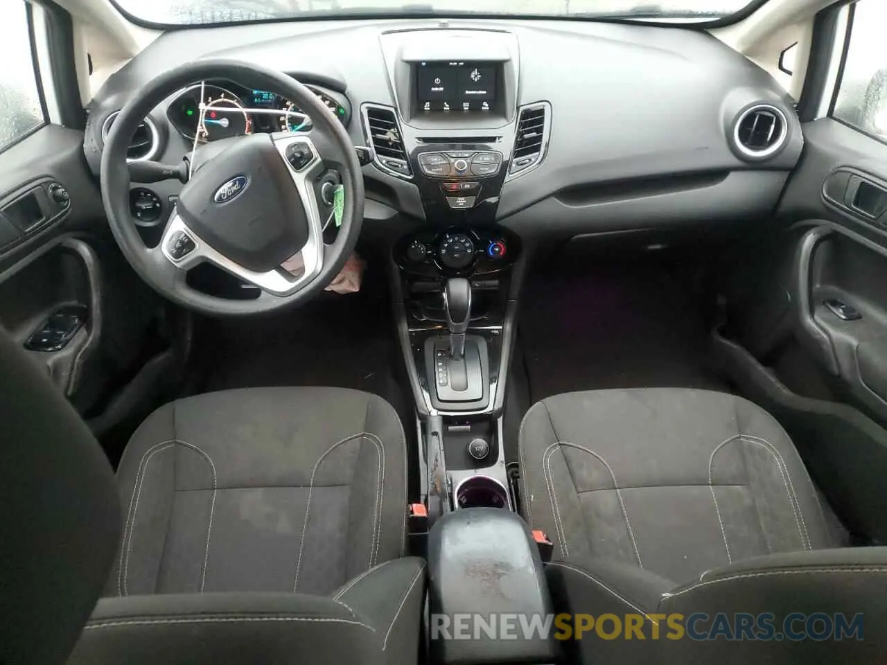 8 fotografías del automóvil dañado 3FADP4EJ1KM148590 FORD FIESTA 2019