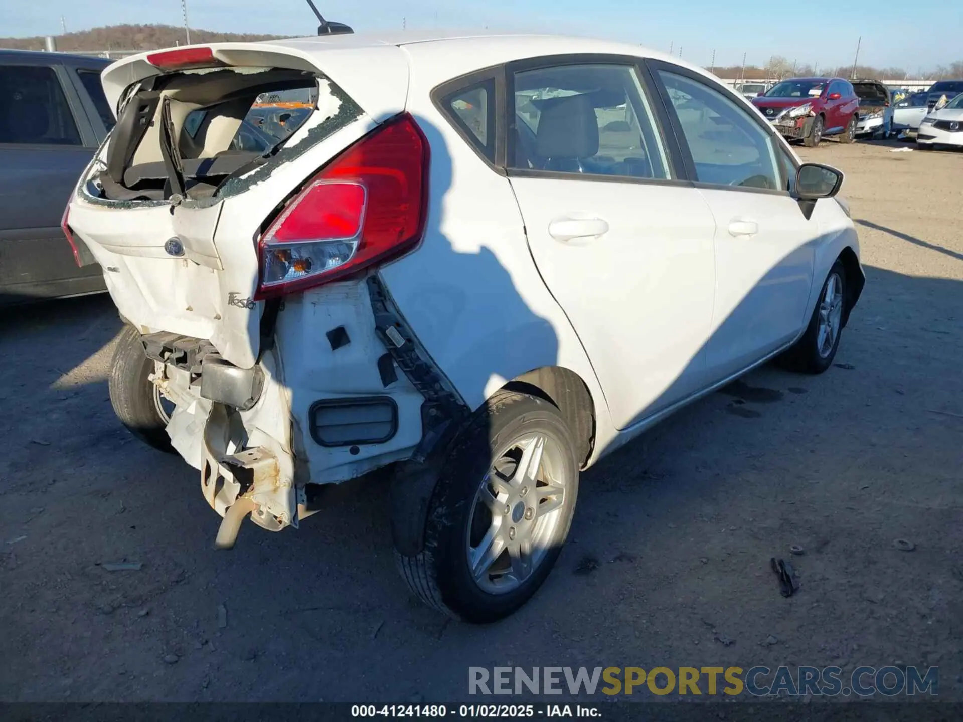 4 fotografías del automóvil dañado 3FADP4EJ1KM156883 FORD FIESTA 2019