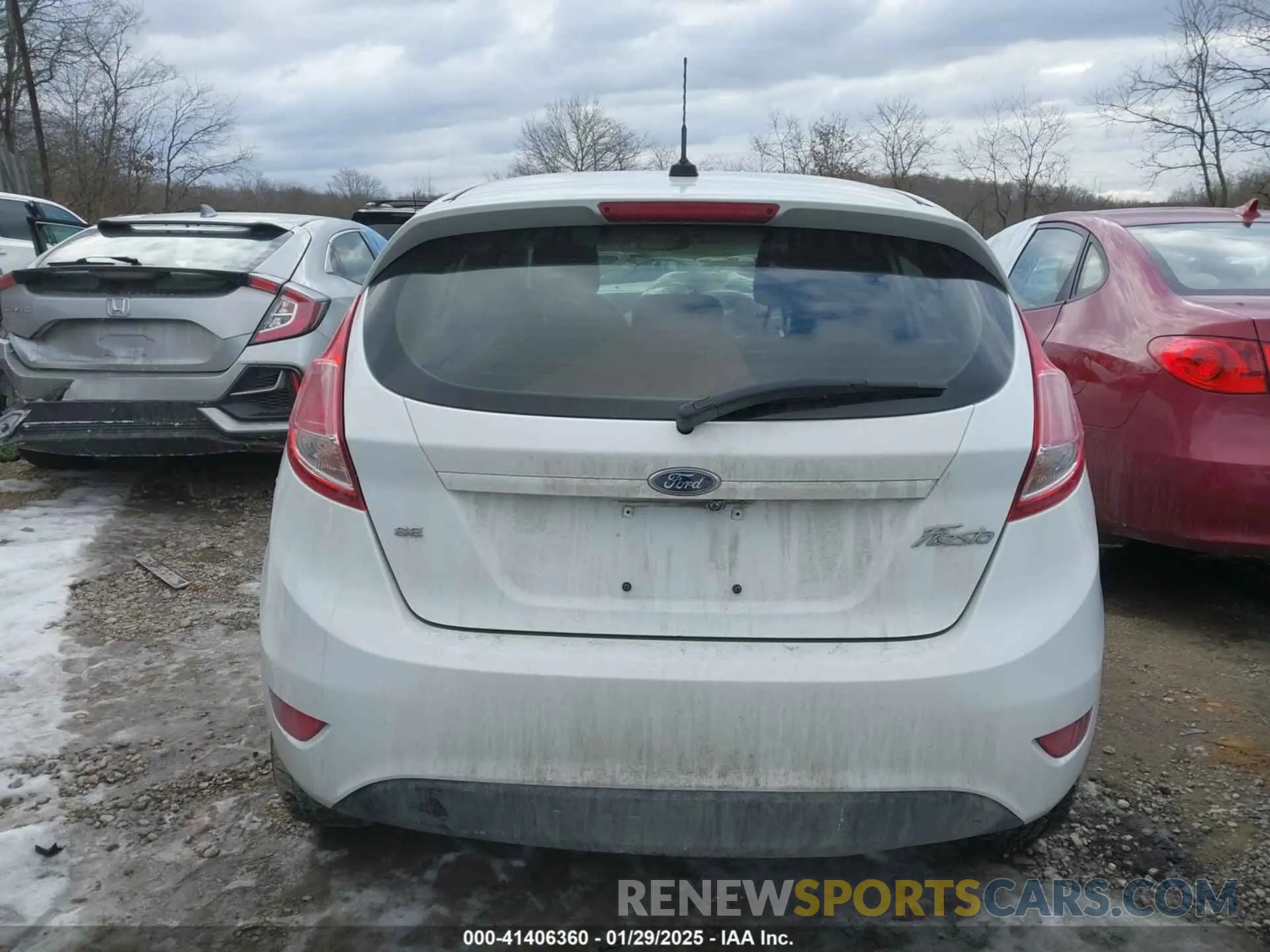 17 fotografías del automóvil dañado 3FADP4EJ1KM162313 FORD FIESTA 2019