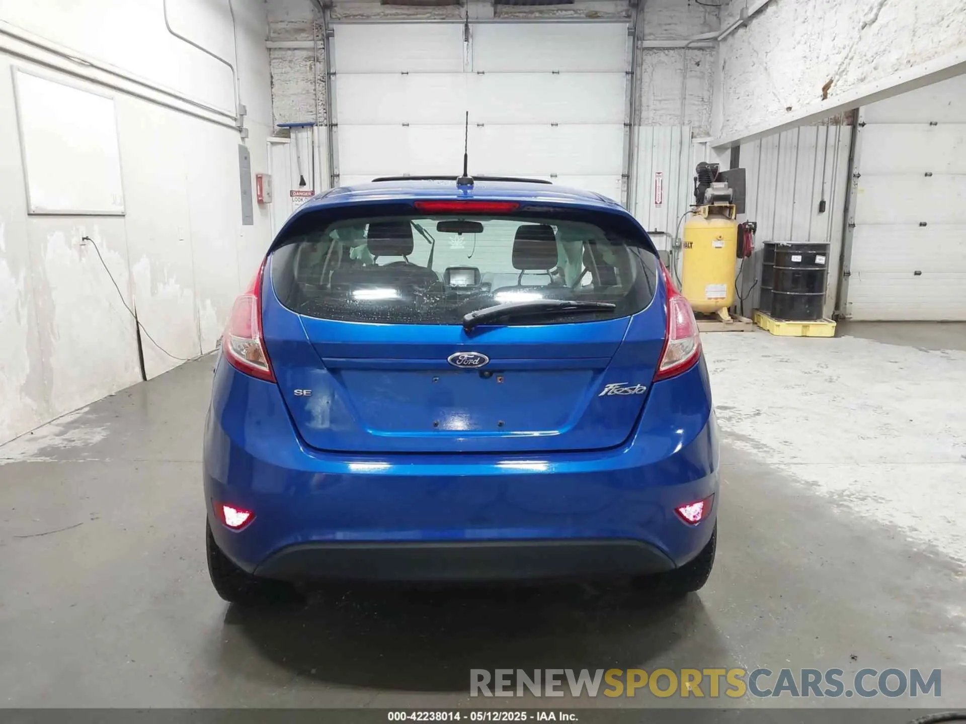 15 fotografías del automóvil dañado 3FADP4EJ2KM122032 FORD FIESTA 2019