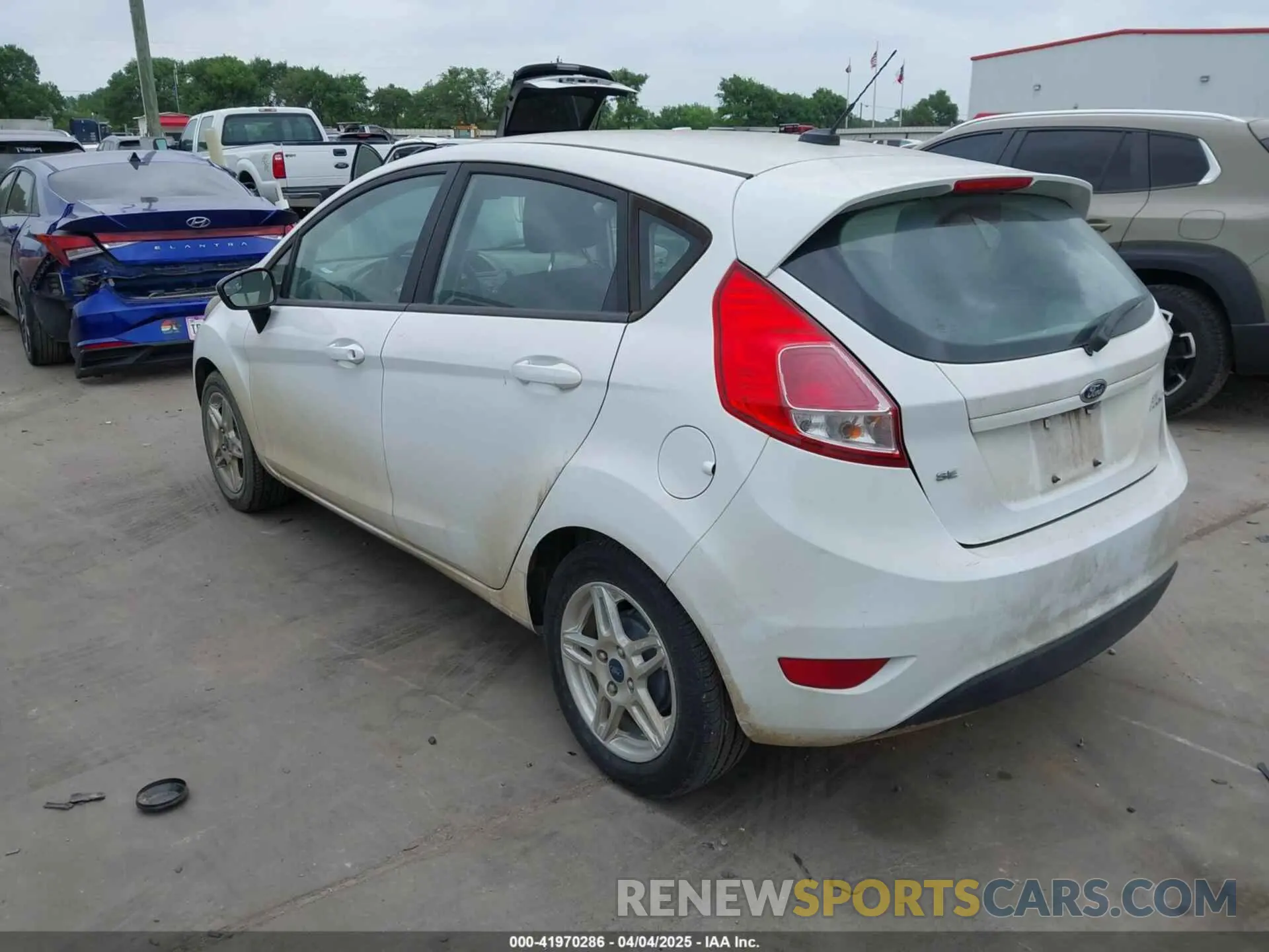 3 fotografías del automóvil dañado 3FADP4EJ2KM157184 FORD FIESTA 2019
