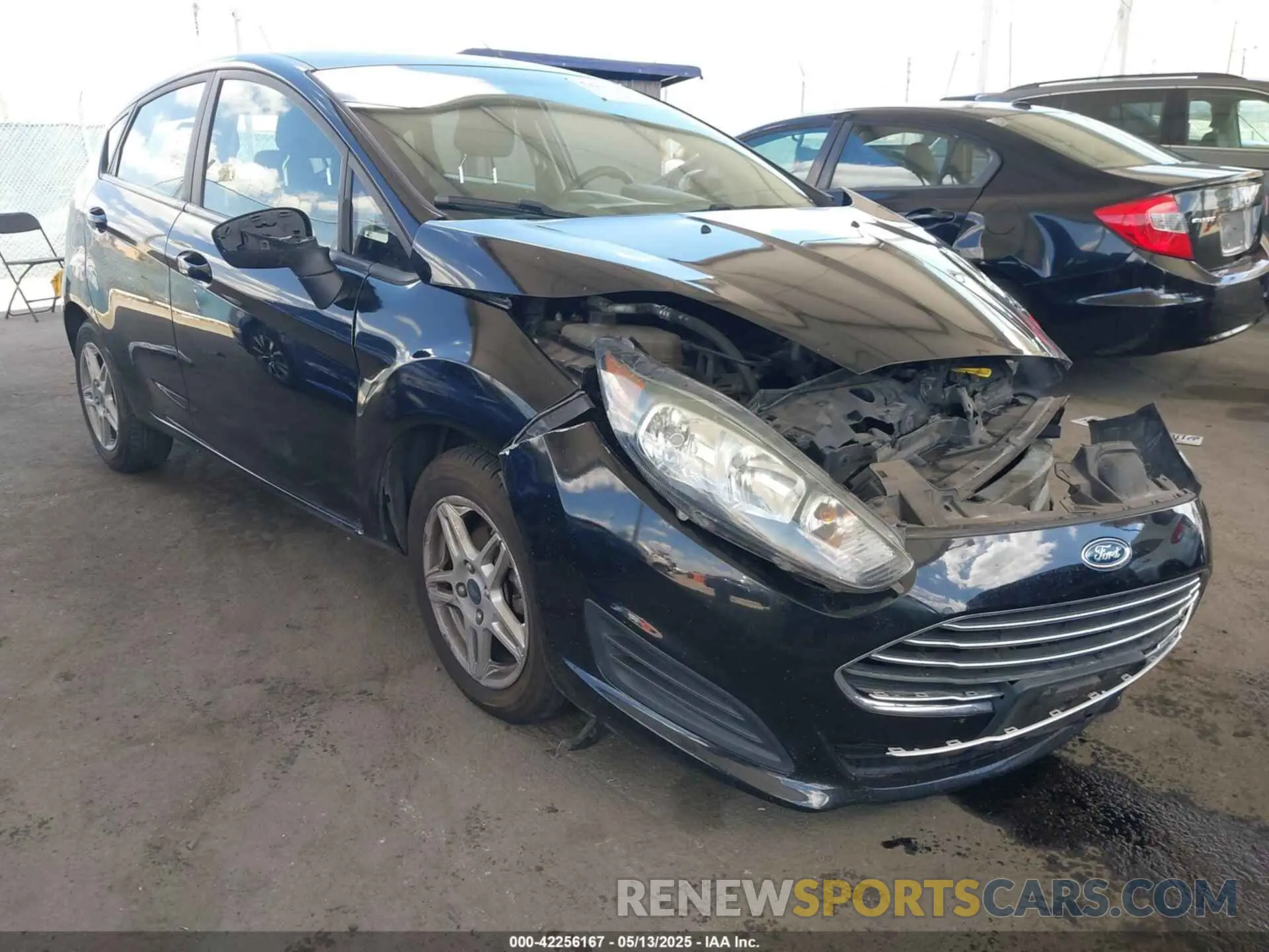 1 fotografías del automóvil dañado 3FADP4EJ3KM102744 FORD FIESTA 2019