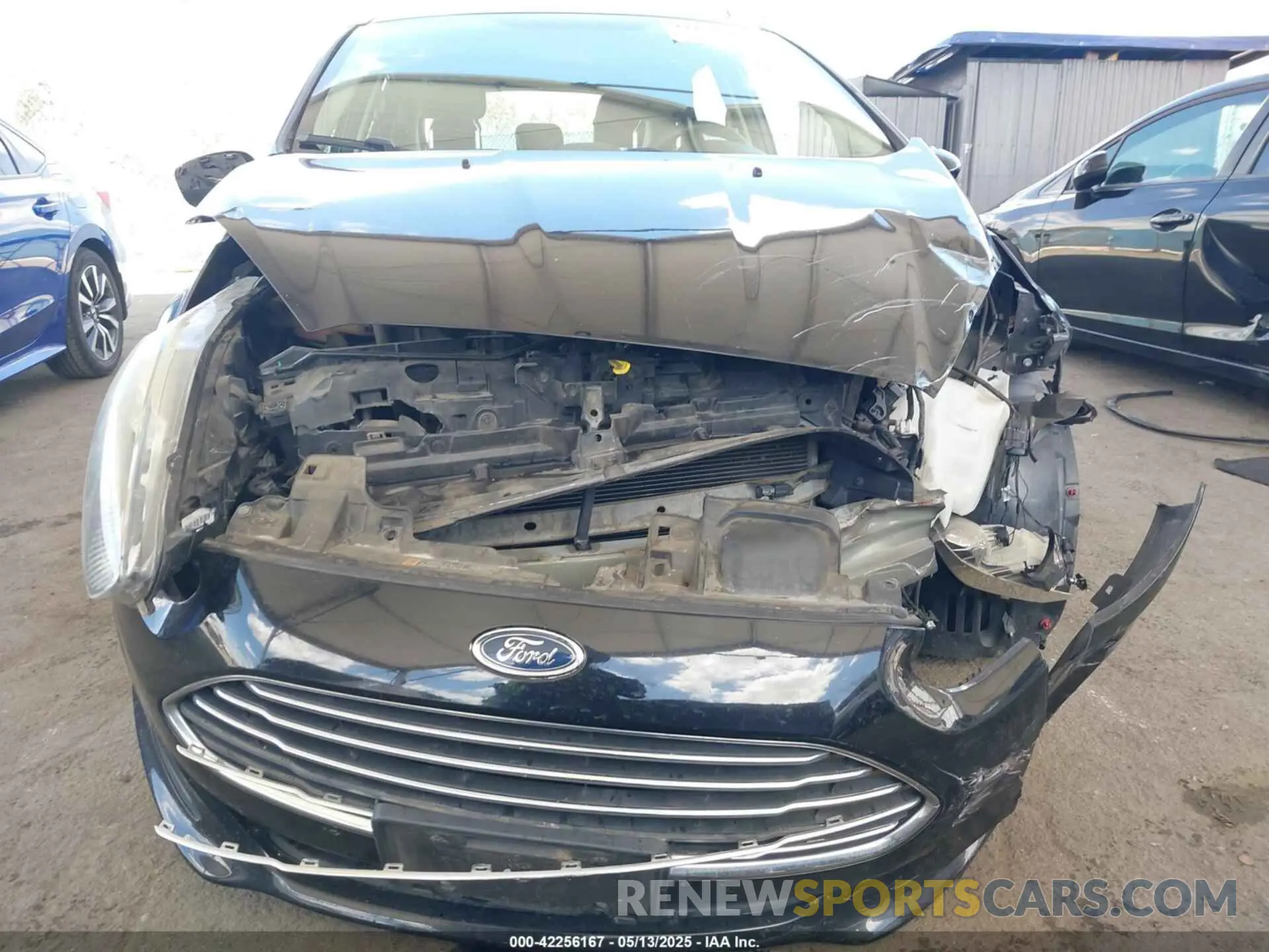 12 fotografías del automóvil dañado 3FADP4EJ3KM102744 FORD FIESTA 2019