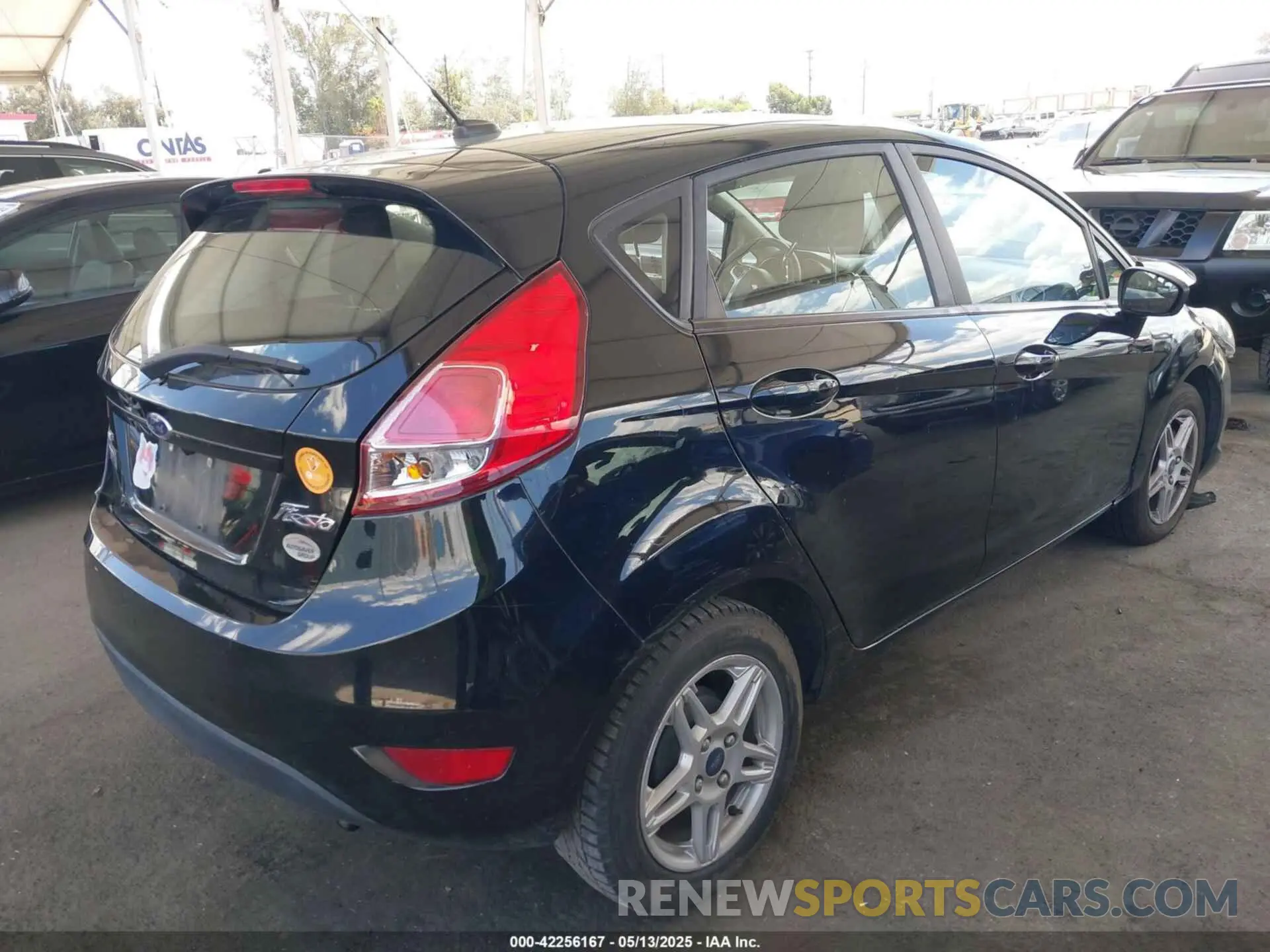 4 fotografías del automóvil dañado 3FADP4EJ3KM102744 FORD FIESTA 2019