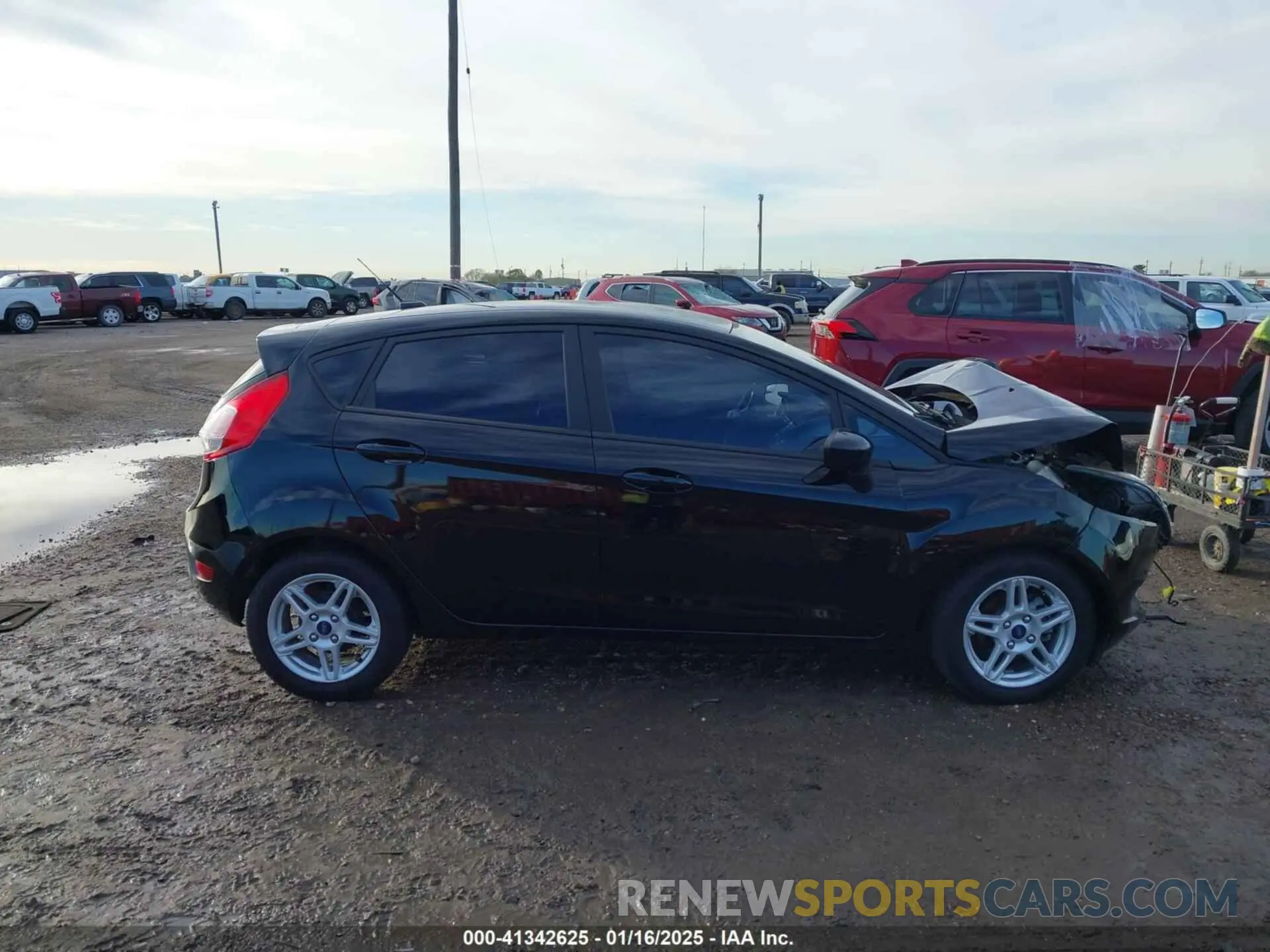 13 fotografías del automóvil dañado 3FADP4EJ3KM122699 FORD FIESTA 2019