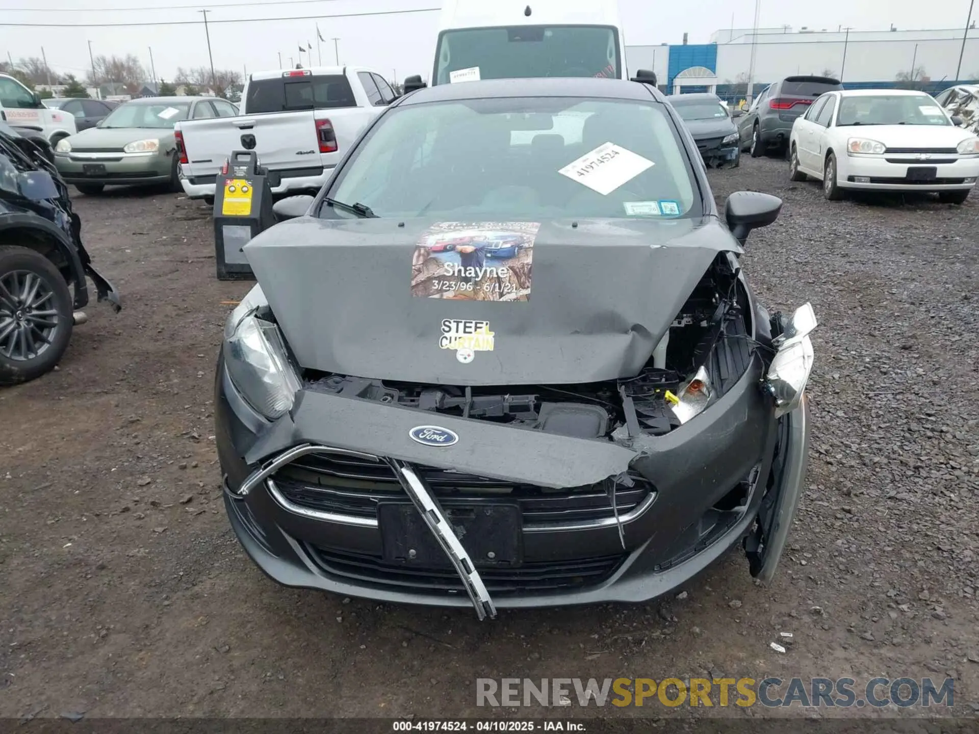 12 fotografías del automóvil dañado 3FADP4EJ3KM137591 FORD FIESTA 2019