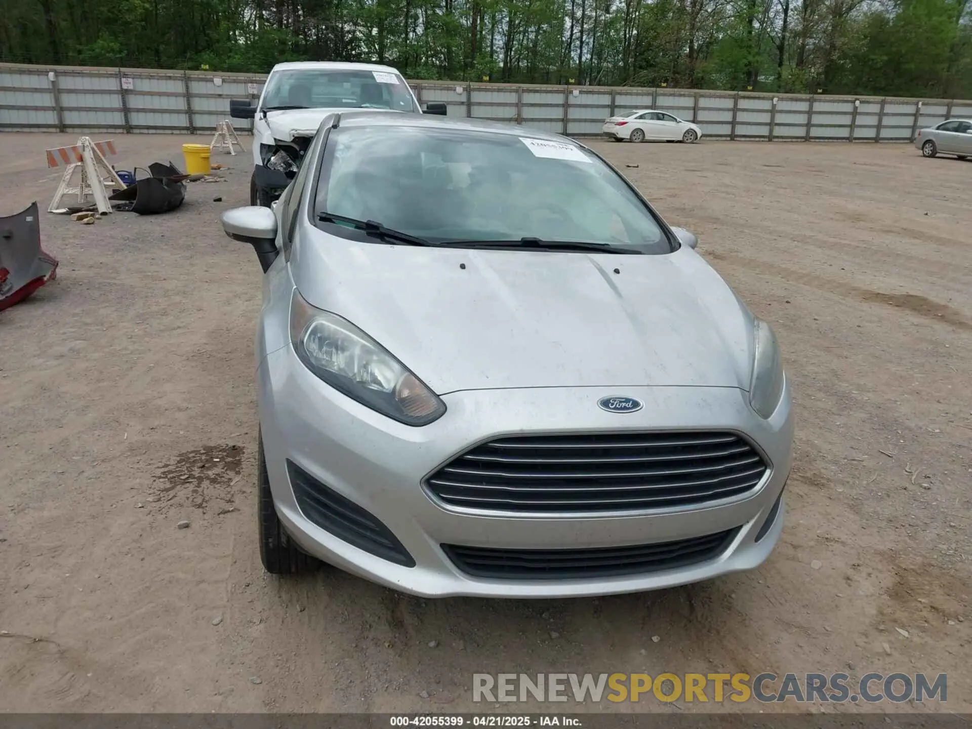12 fotografías del automóvil dañado 3FADP4EJ3KM145397 FORD FIESTA 2019