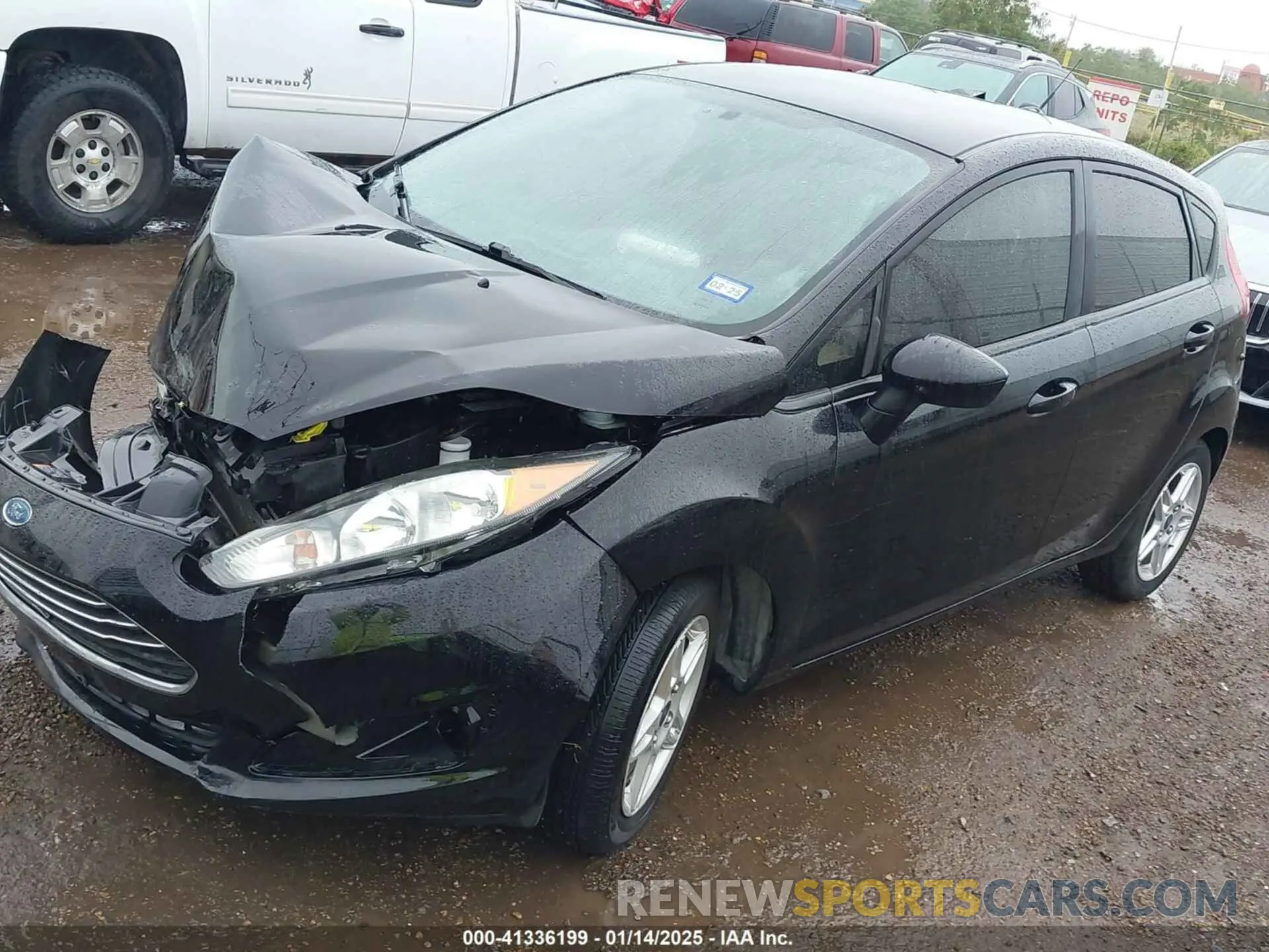 2 fotografías del automóvil dañado 3FADP4EJ3KM165794 FORD FIESTA 2019