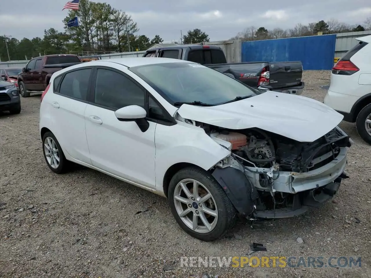 4 fotografías del automóvil dañado 3FADP4EJ4KM133727 FORD FIESTA 2019