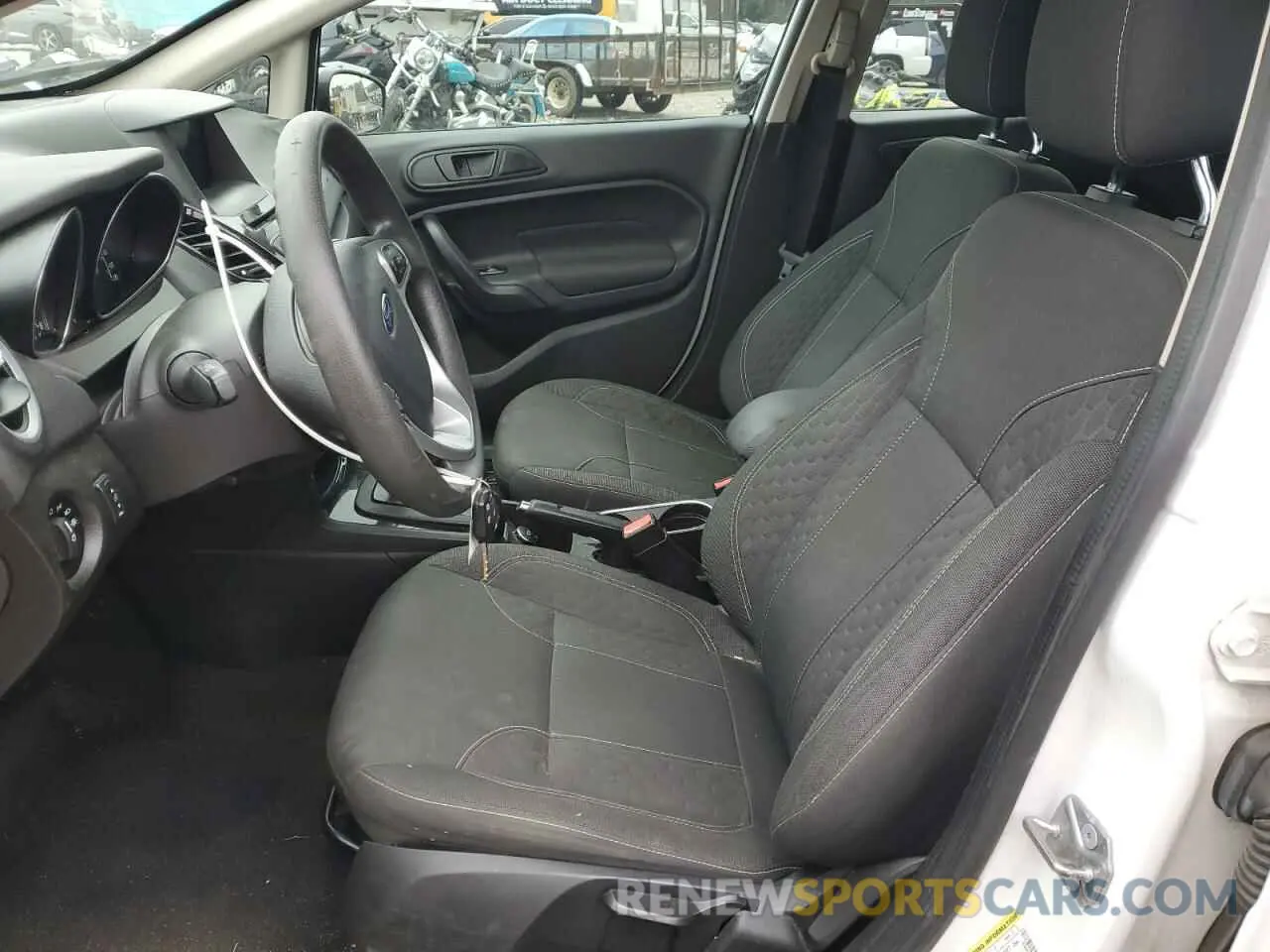 7 fotografías del automóvil dañado 3FADP4EJ4KM133727 FORD FIESTA 2019