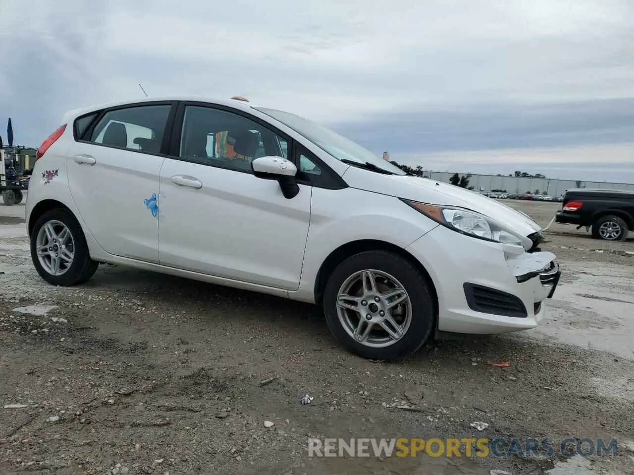 4 fotografías del automóvil dañado 3FADP4EJ4KM140399 FORD FIESTA 2019