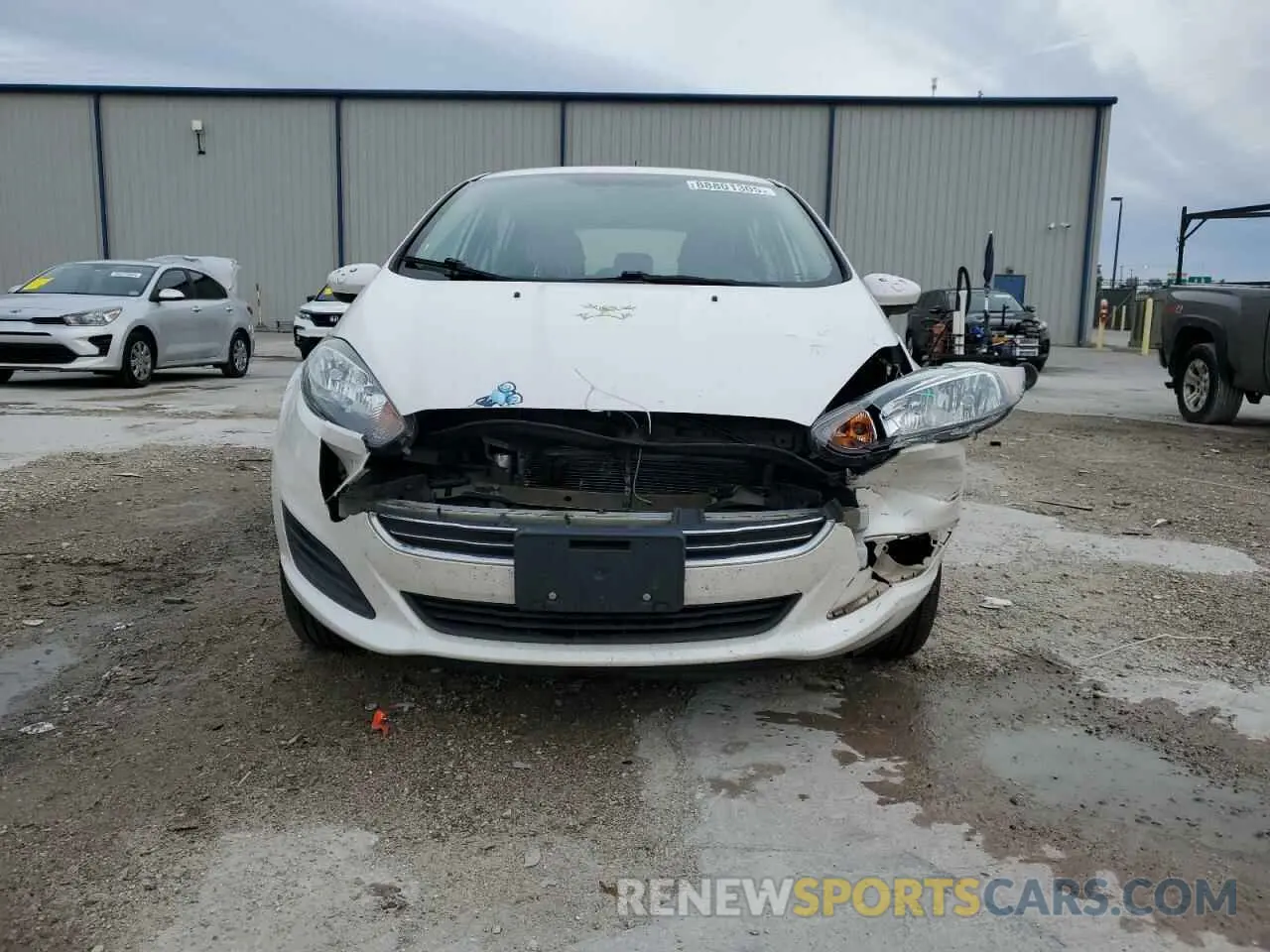 5 fotografías del automóvil dañado 3FADP4EJ4KM140399 FORD FIESTA 2019