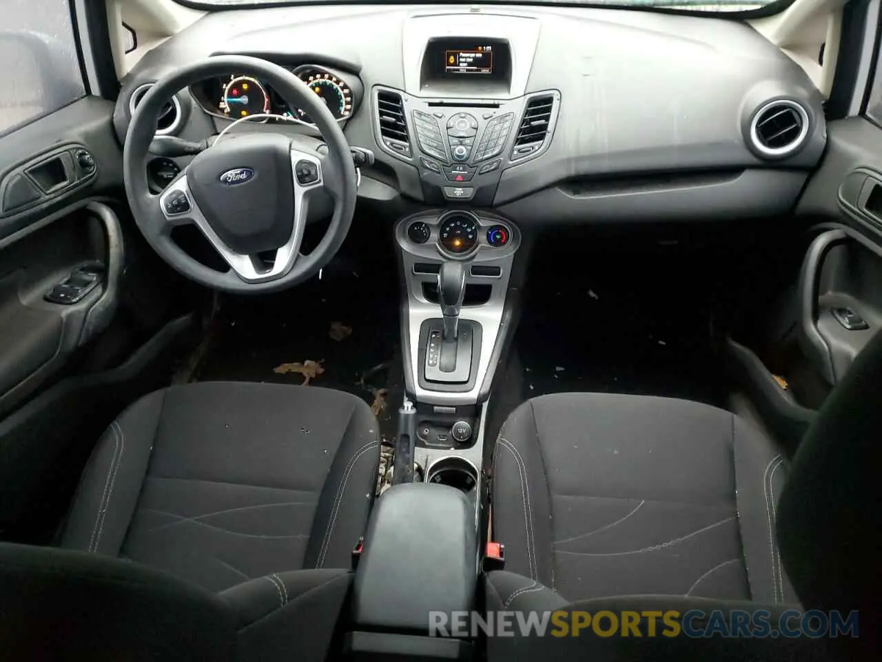 8 fotografías del automóvil dañado 3FADP4EJ5KM118170 FORD FIESTA 2019