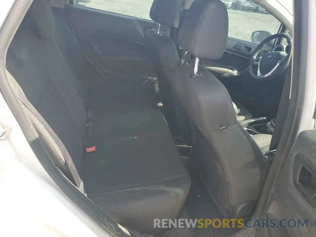 10 fotografías del automóvil dañado 3FADP4EJ7KM129929 FORD FIESTA 2019