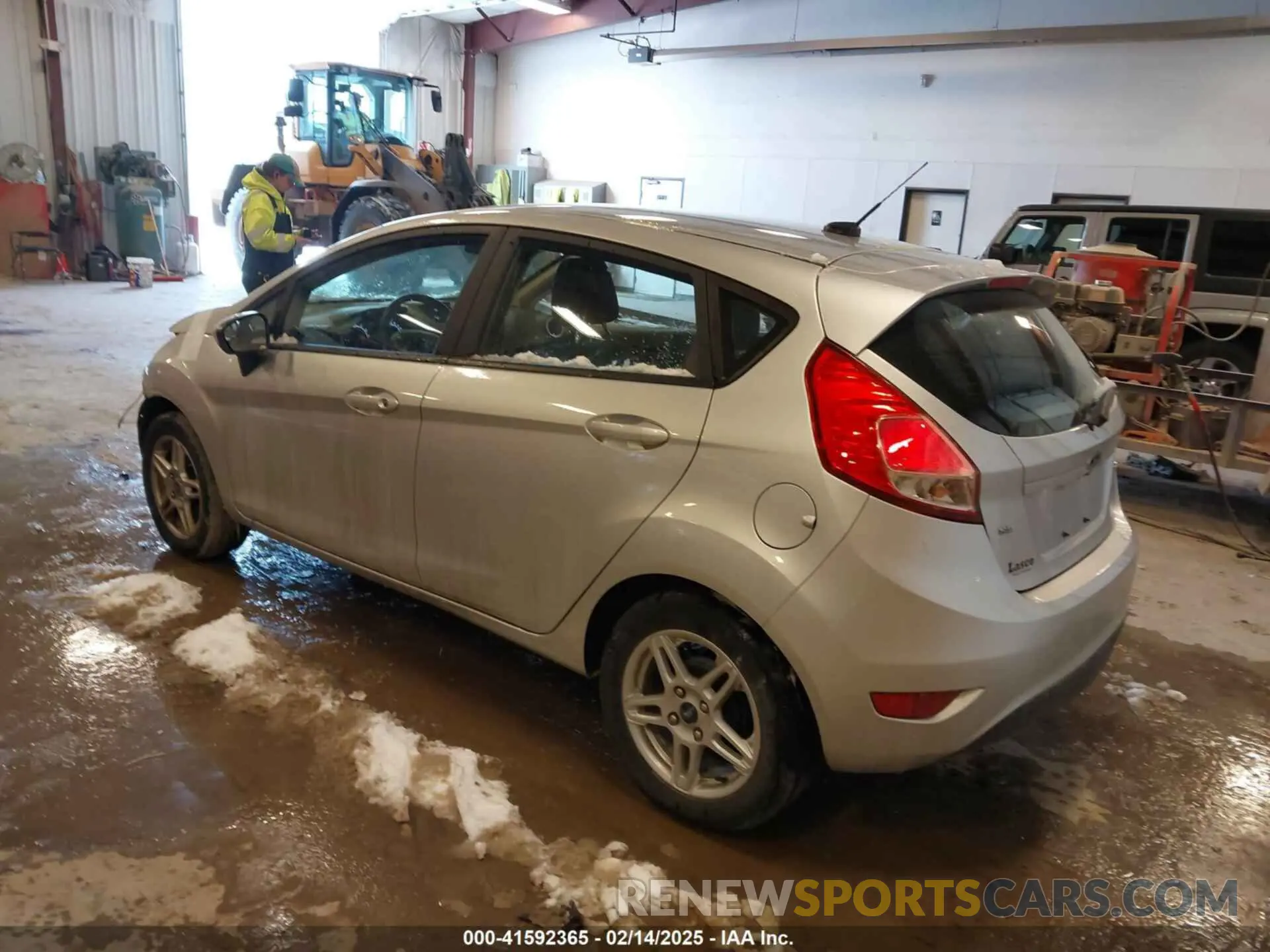 3 fotografías del automóvil dañado 3FADP4EJ8KM142043 FORD FIESTA 2019