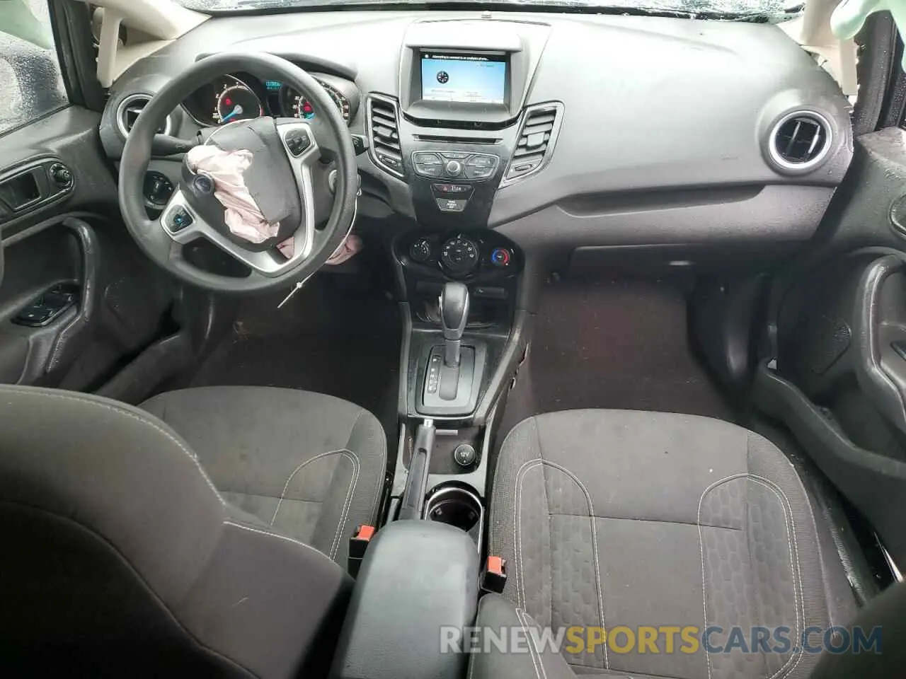 8 fotografías del automóvil dañado 3FADP4EJ8KM149364 FORD FIESTA 2019