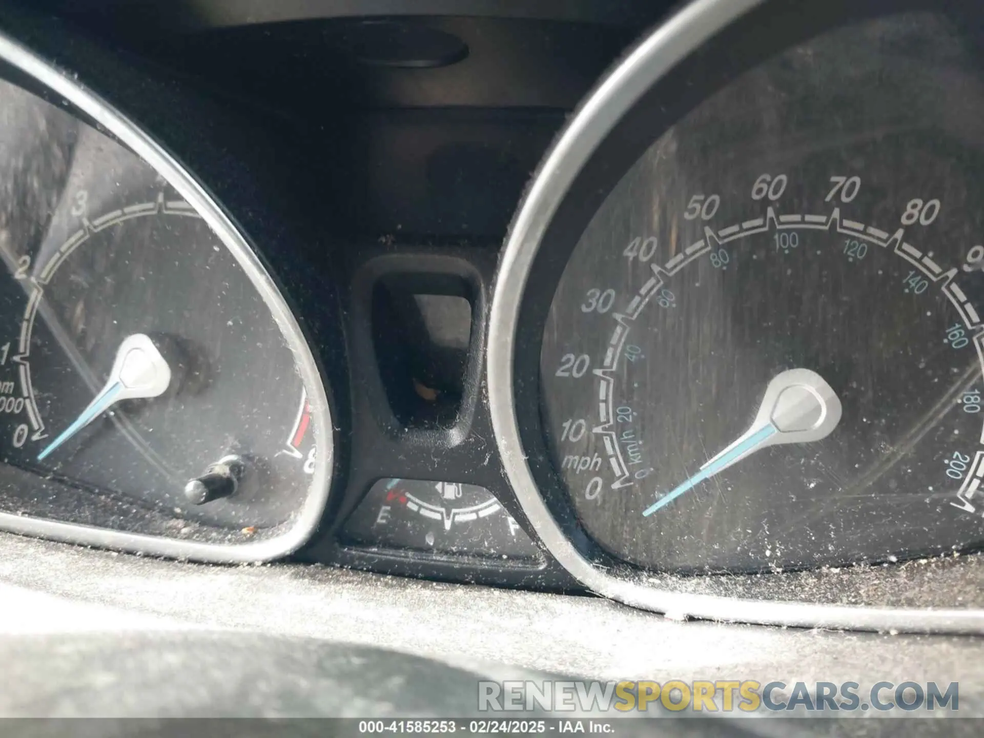 14 fotografías del automóvil dañado 3FADP4EJ8KM149929 FORD FIESTA 2019