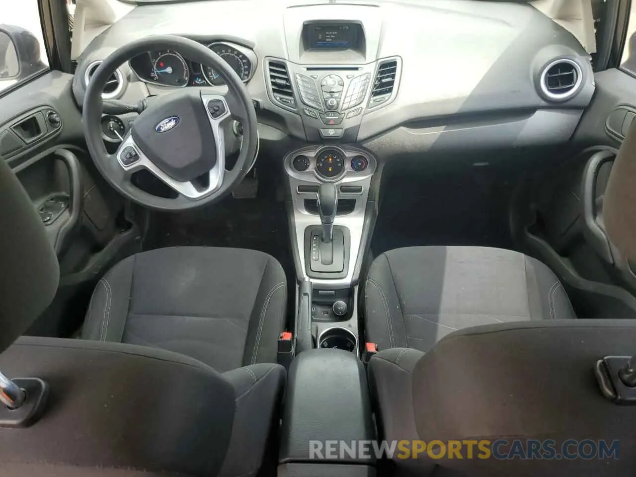 8 fotografías del automóvil dañado 3FADP4EJ9KM119788 FORD FIESTA 2019