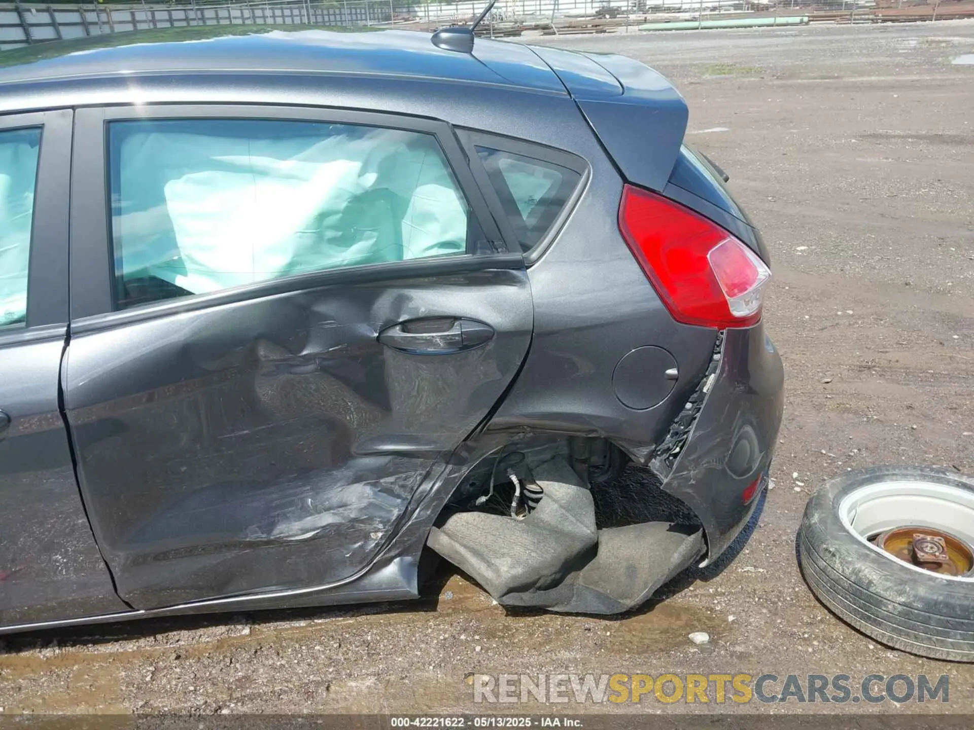6 fotografías del automóvil dañado 3FADP4EJ9KM125252 FORD FIESTA 2019