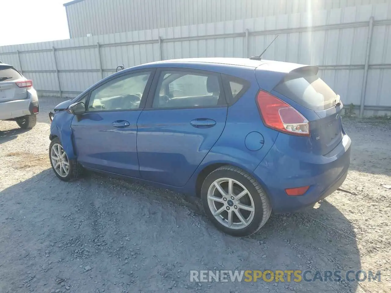 2 fotografías del automóvil dañado 3FADP4EJ9KM128149 FORD FIESTA 2019