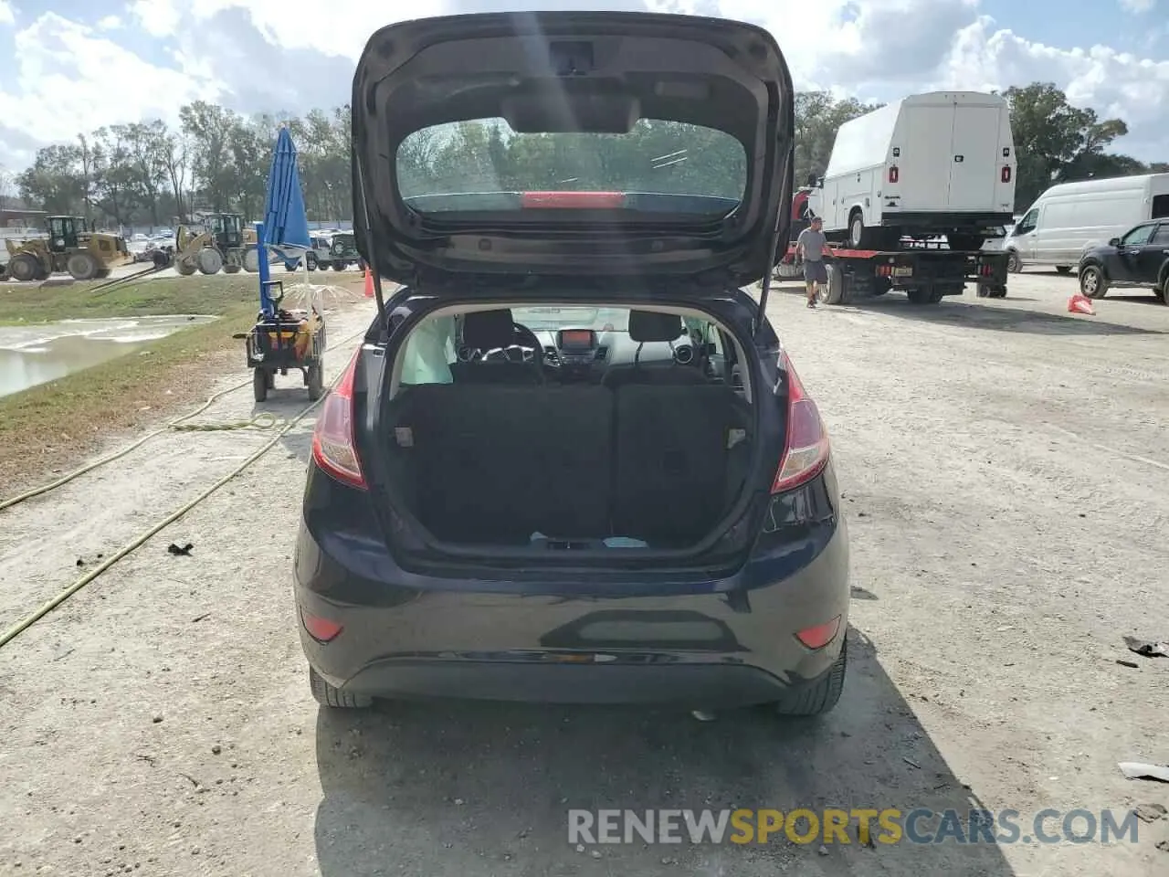 6 fotografías del automóvil dañado 3FADP4EJ9KM133335 FORD FIESTA 2019