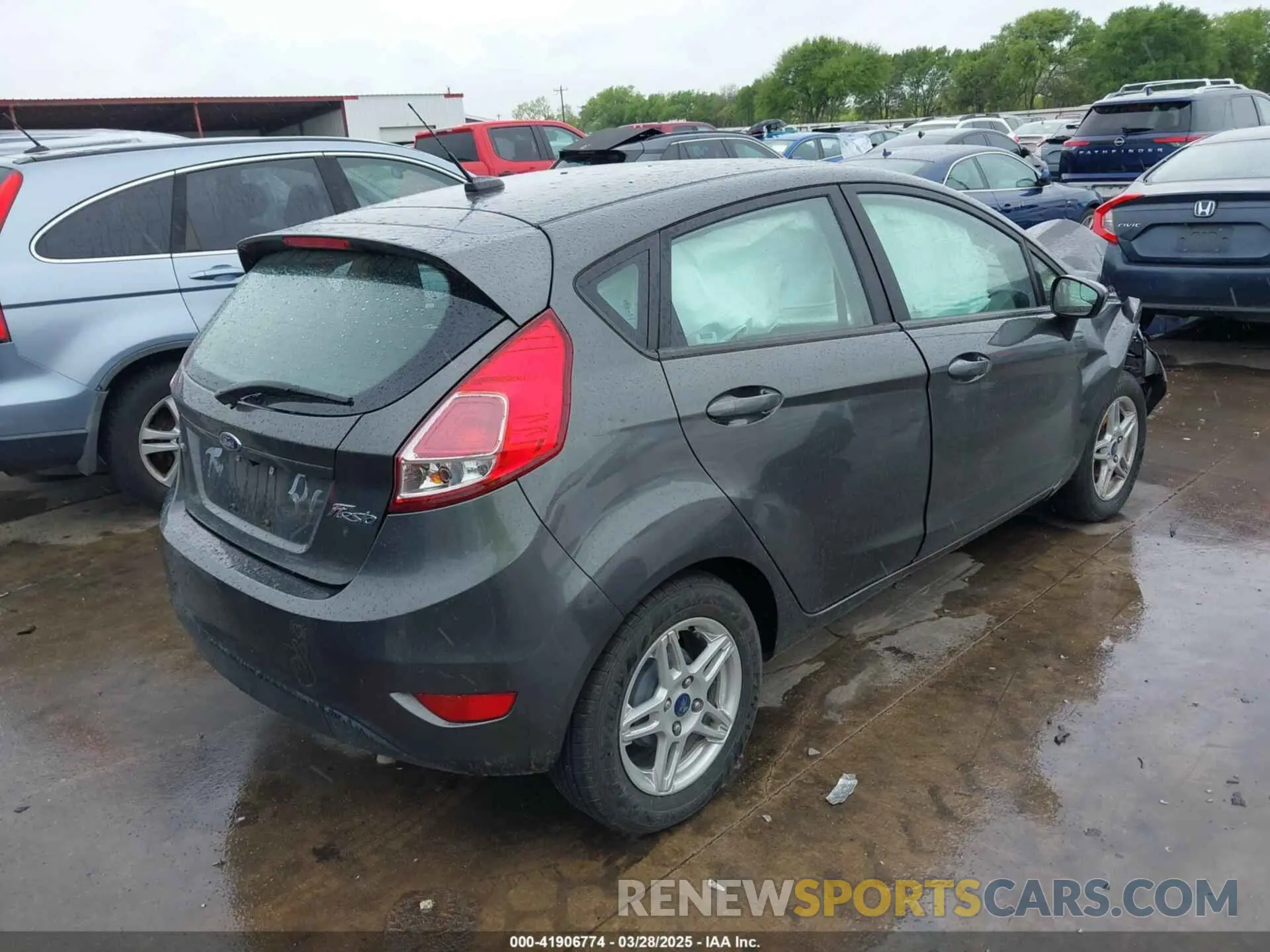 4 fotografías del automóvil dañado 3FADP4EJ9KM138292 FORD FIESTA 2019