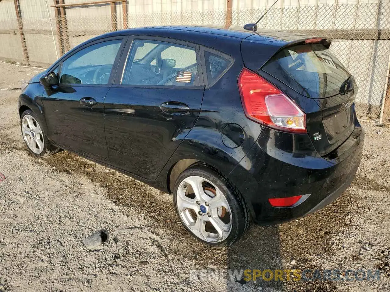 2 fotografías del automóvil dañado 3FADP4EJ9KM156811 FORD FIESTA 2019