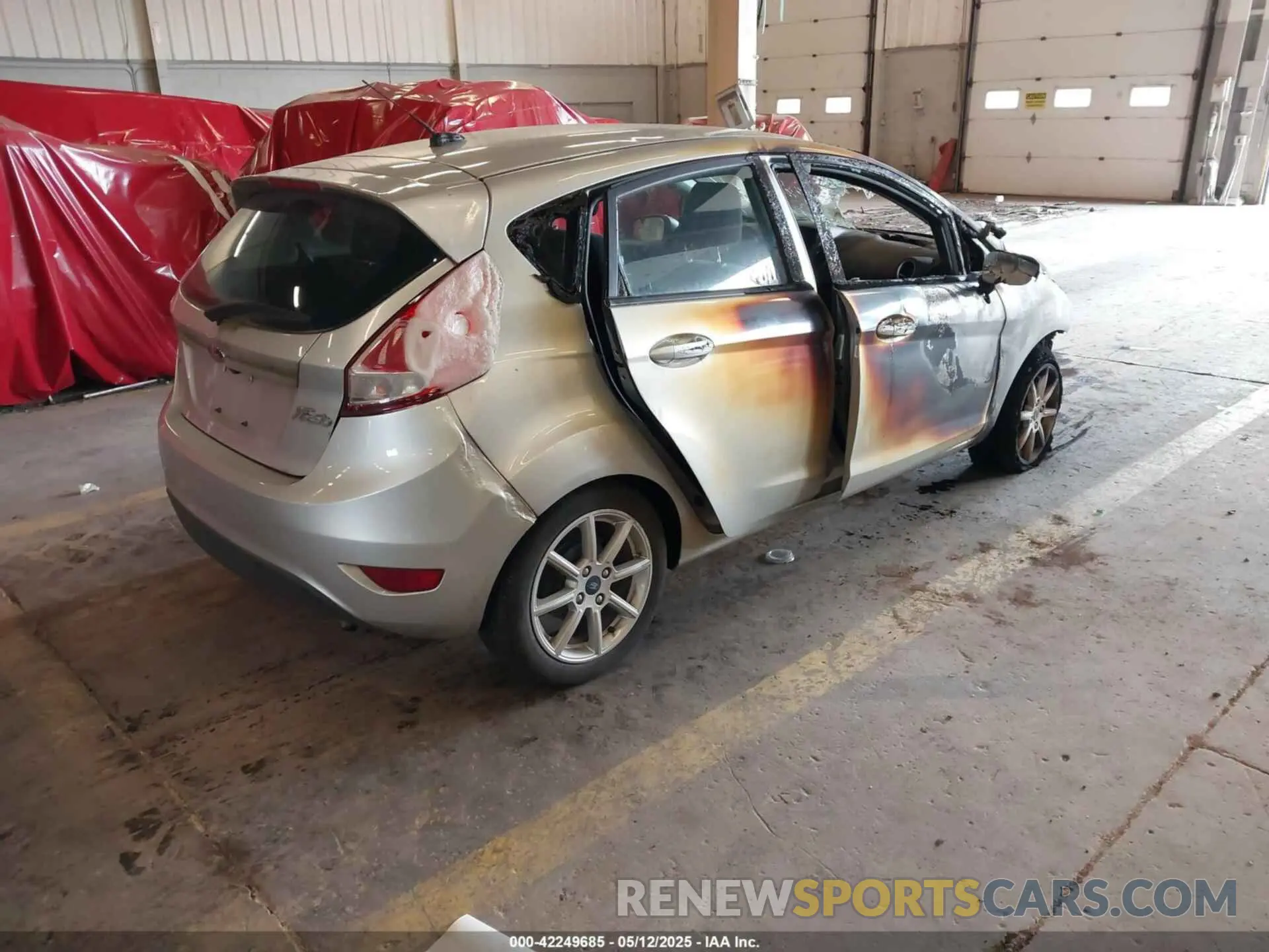 4 fotografías del automóvil dañado 3FADP4EJXKM130668 FORD FIESTA 2019