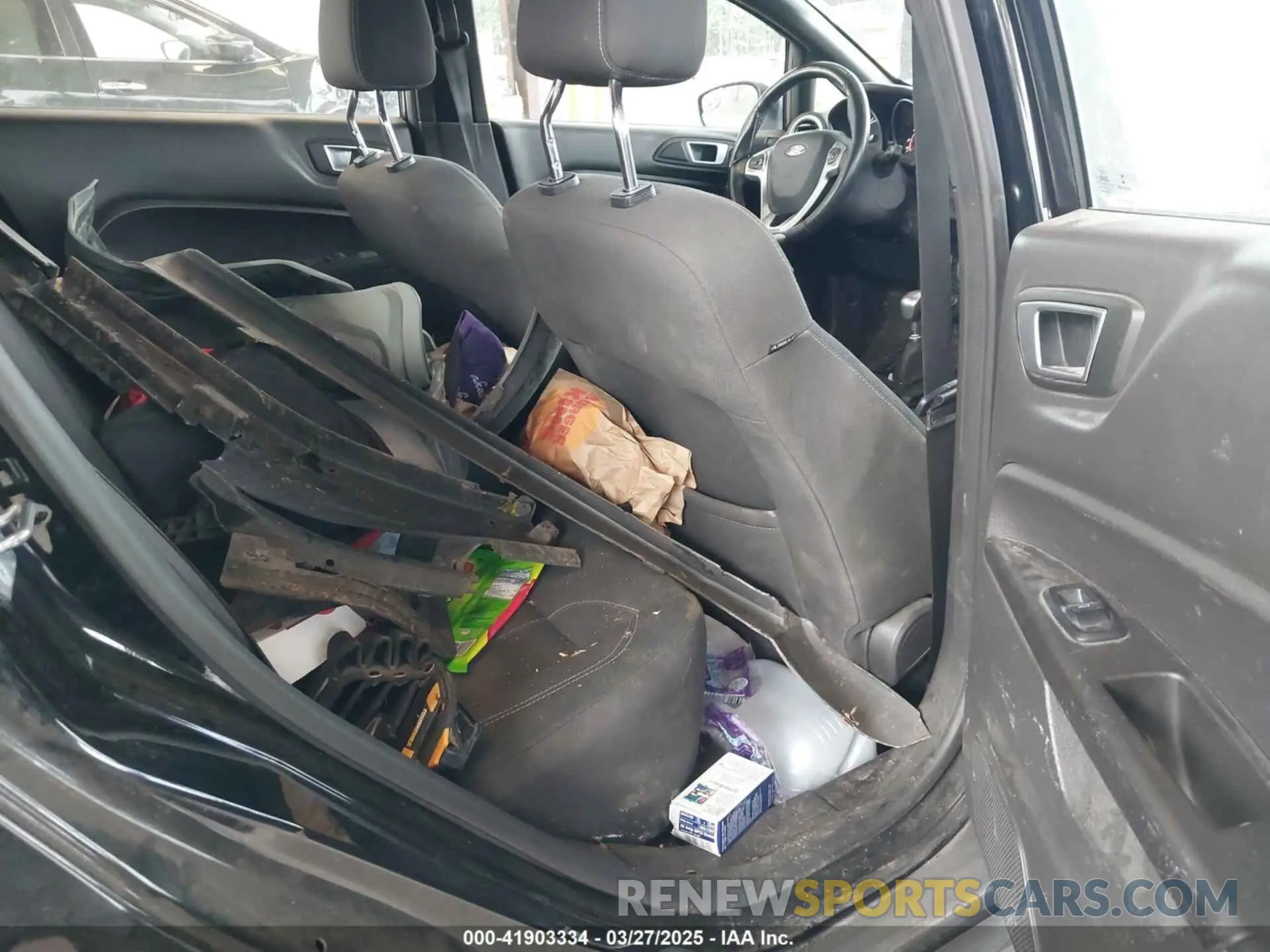 8 fotografías del automóvil dañado 3FADP4GX1KM141348 FORD FIESTA 2019
