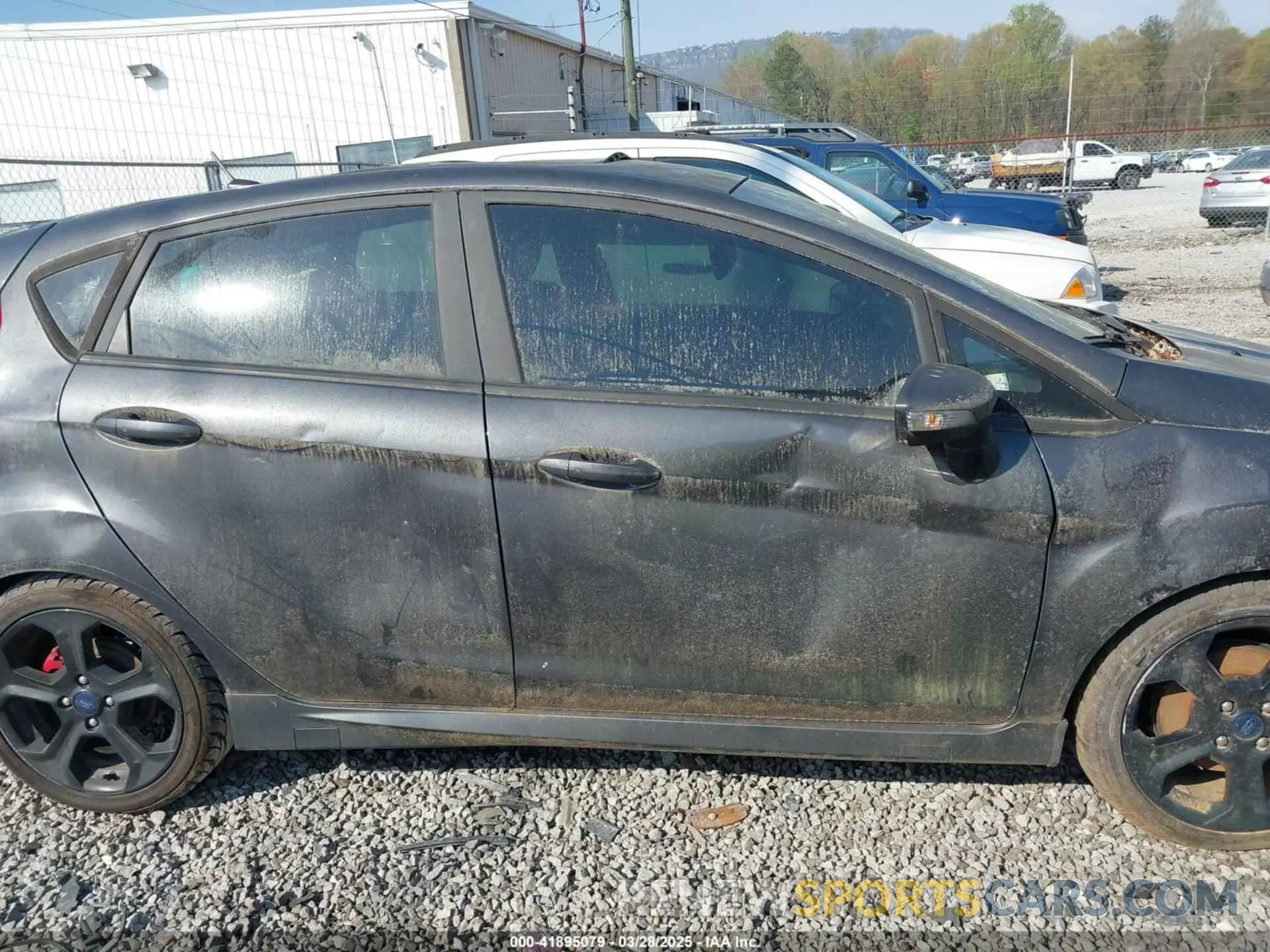 12 fotografías del automóvil dañado 3FADP4GX5KM141899 FORD FIESTA 2019