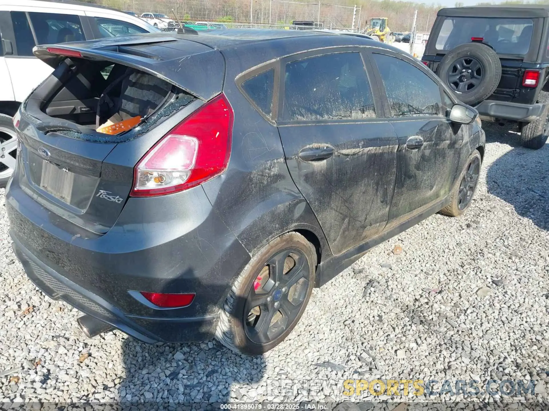 4 fotografías del automóvil dañado 3FADP4GX5KM141899 FORD FIESTA 2019
