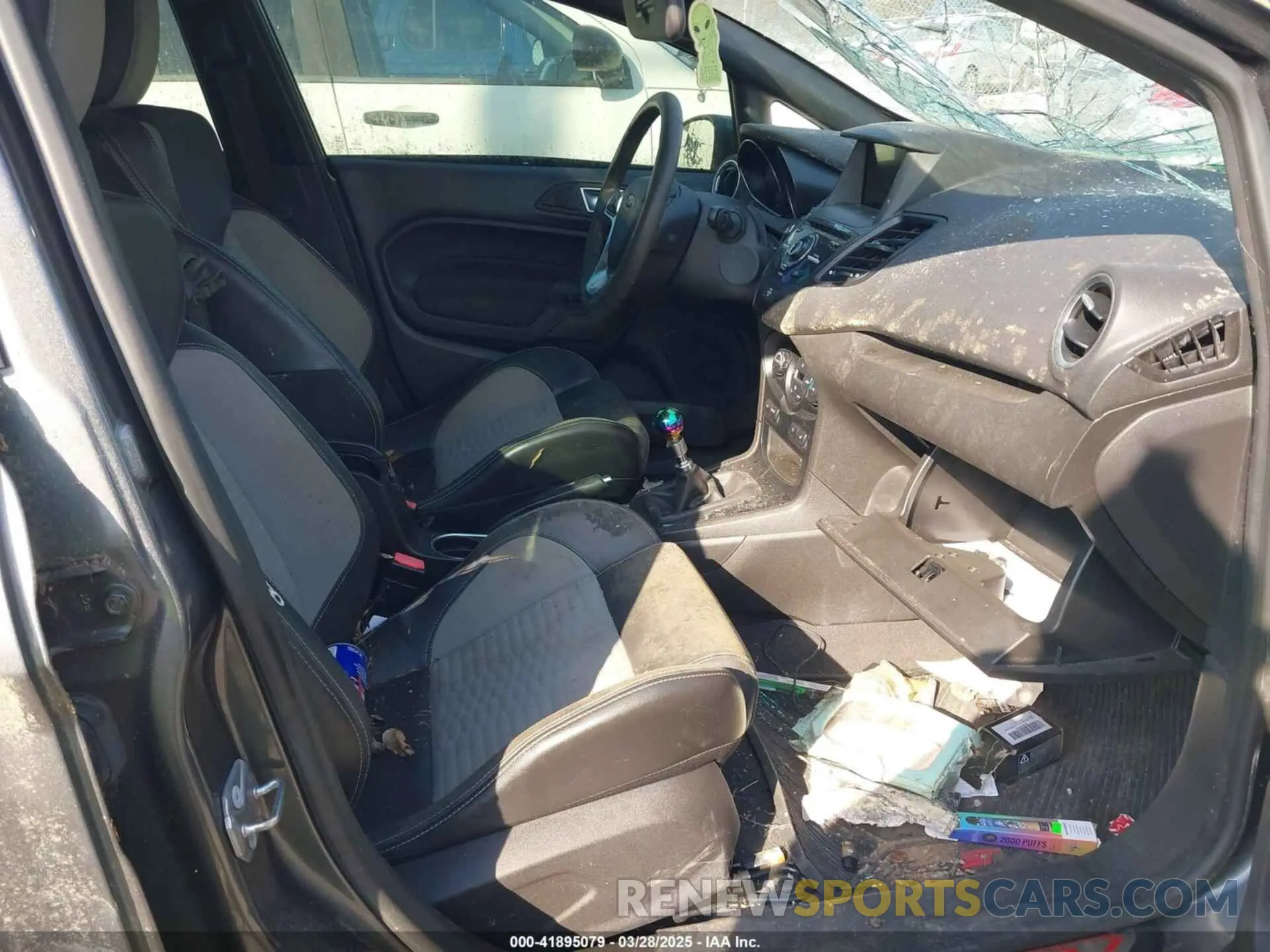 5 fotografías del automóvil dañado 3FADP4GX5KM141899 FORD FIESTA 2019