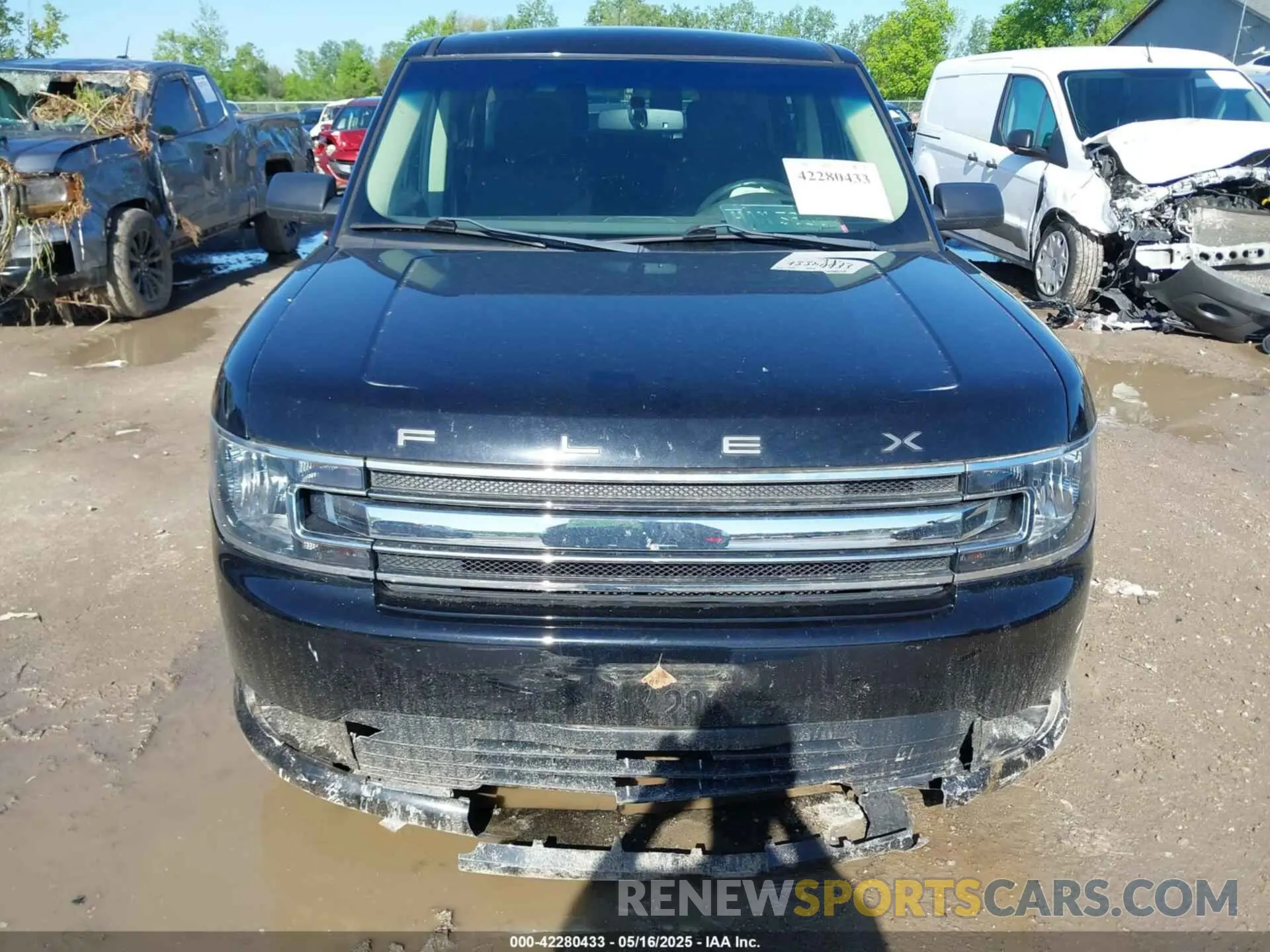 12 fotografías del automóvil dañado 2FMGK5B81KBA27147 FORD FLEX 2019