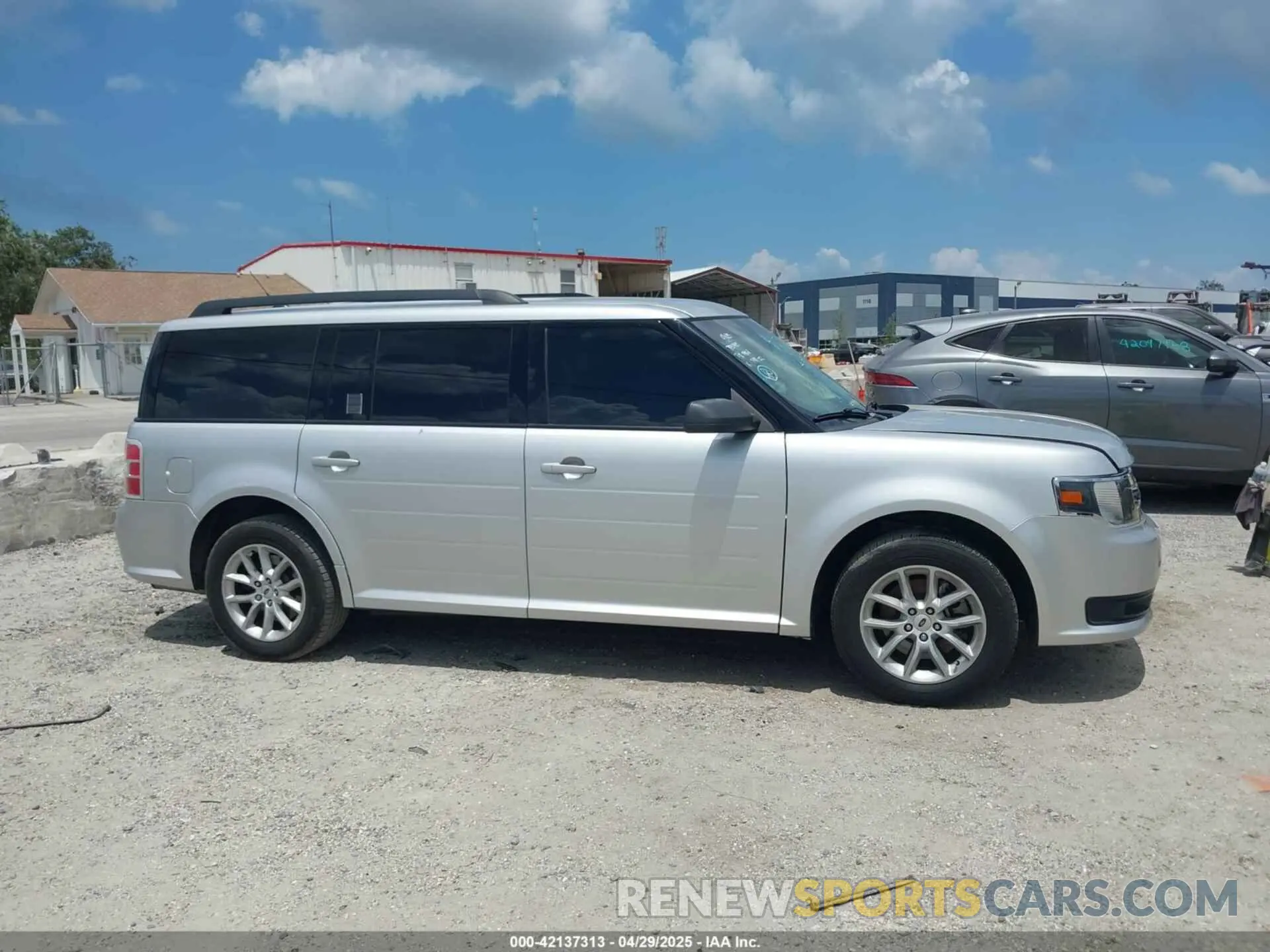 13 fotografías del automóvil dañado 2FMGK5B85KBA36451 FORD FLEX 2019