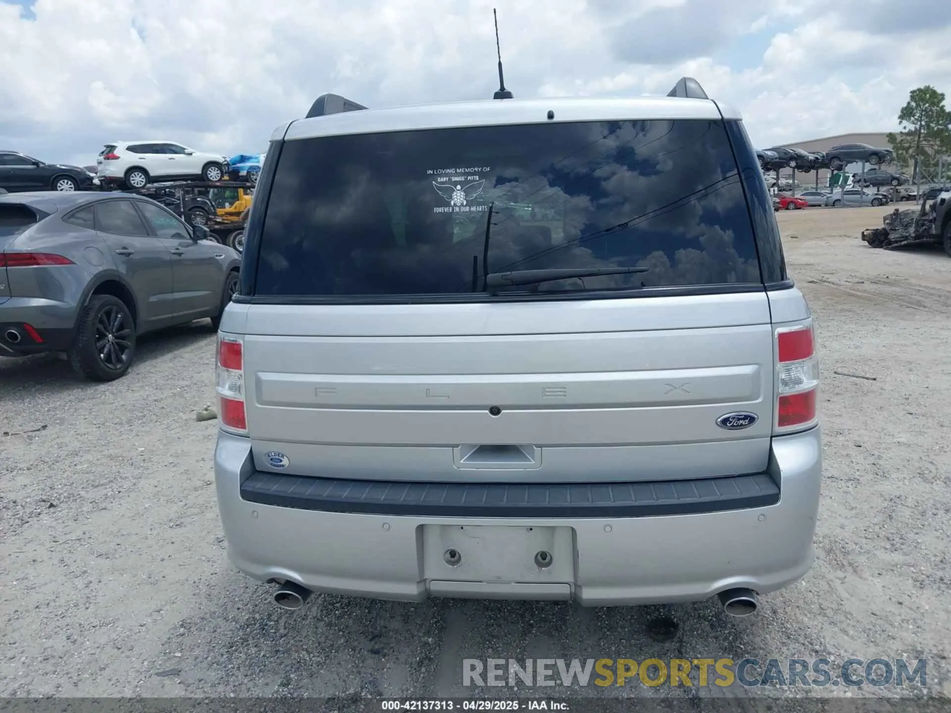 16 fotografías del automóvil dañado 2FMGK5B85KBA36451 FORD FLEX 2019