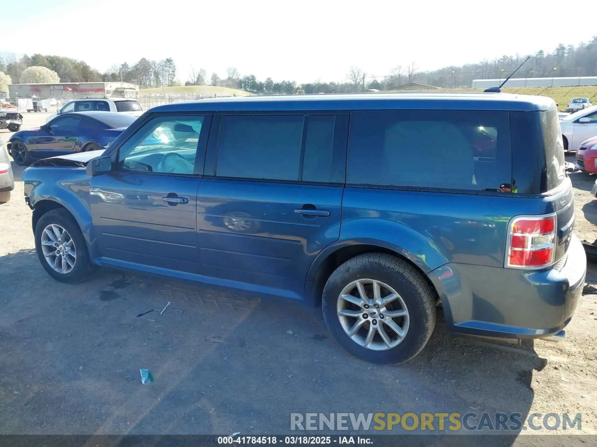 14 fotografías del automóvil dañado 2FMGK5B8XKBA16986 FORD FLEX 2019
