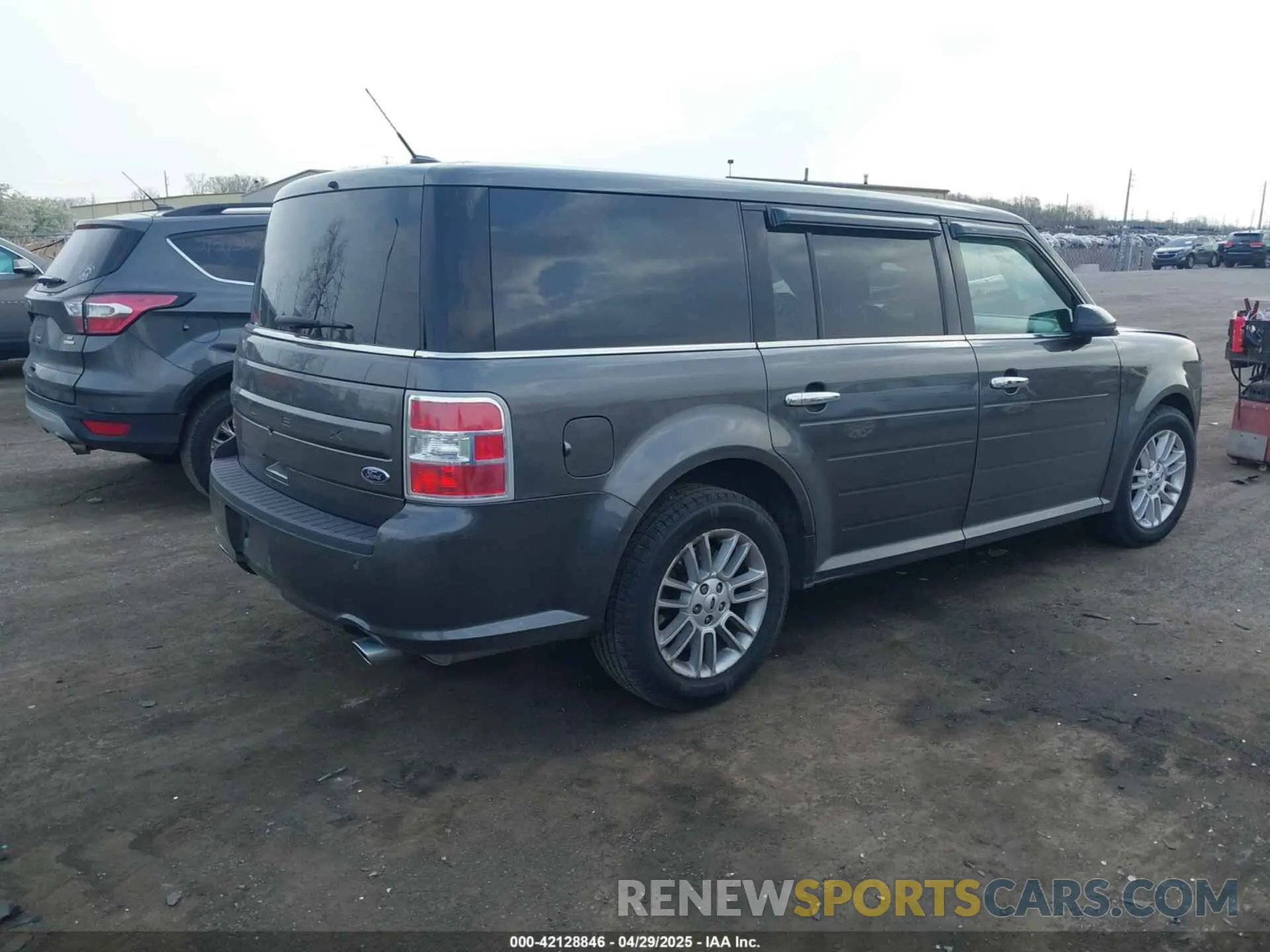4 fotografías del automóvil dañado 2FMGK5C84KBA00572 FORD FLEX 2019