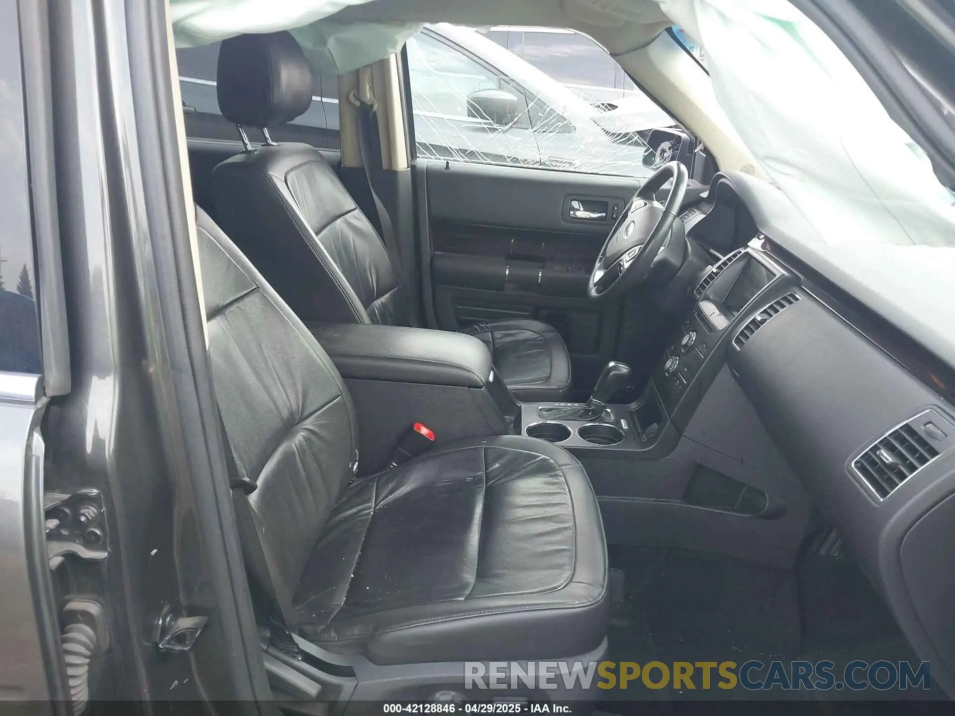 5 fotografías del automóvil dañado 2FMGK5C84KBA00572 FORD FLEX 2019