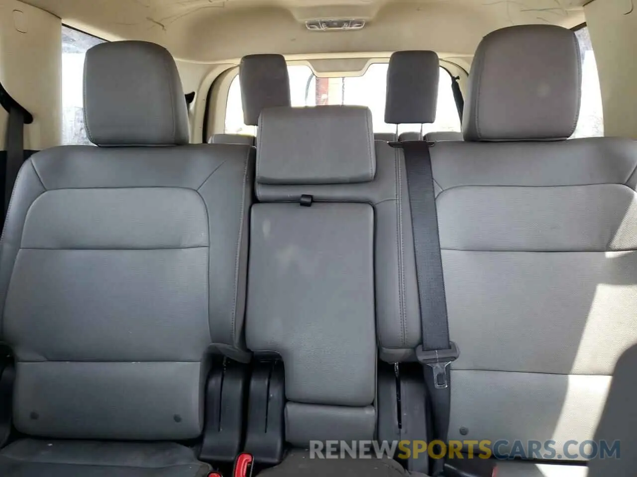 10 fotografías del automóvil dañado 2FMGK5C87KBA02980 FORD FLEX 2019