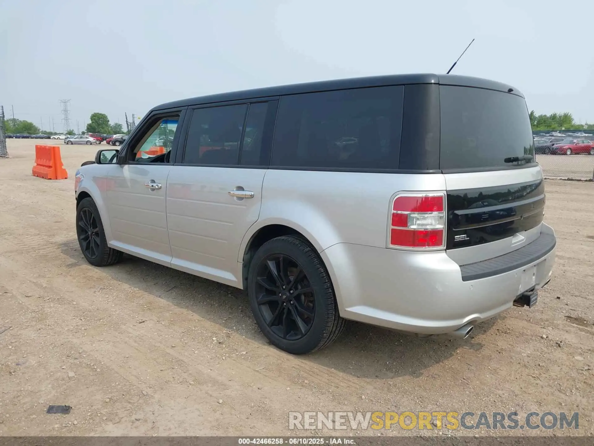 3 fotografías del automóvil dañado 2FMGK5C88KBA07508 FORD FLEX 2019