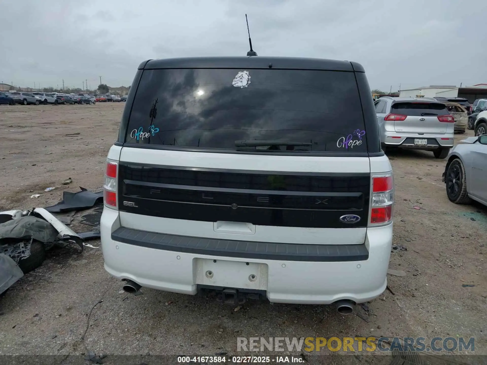 17 fotografías del automóvil dañado 2FMGK5C89KBA31963 FORD FLEX 2019