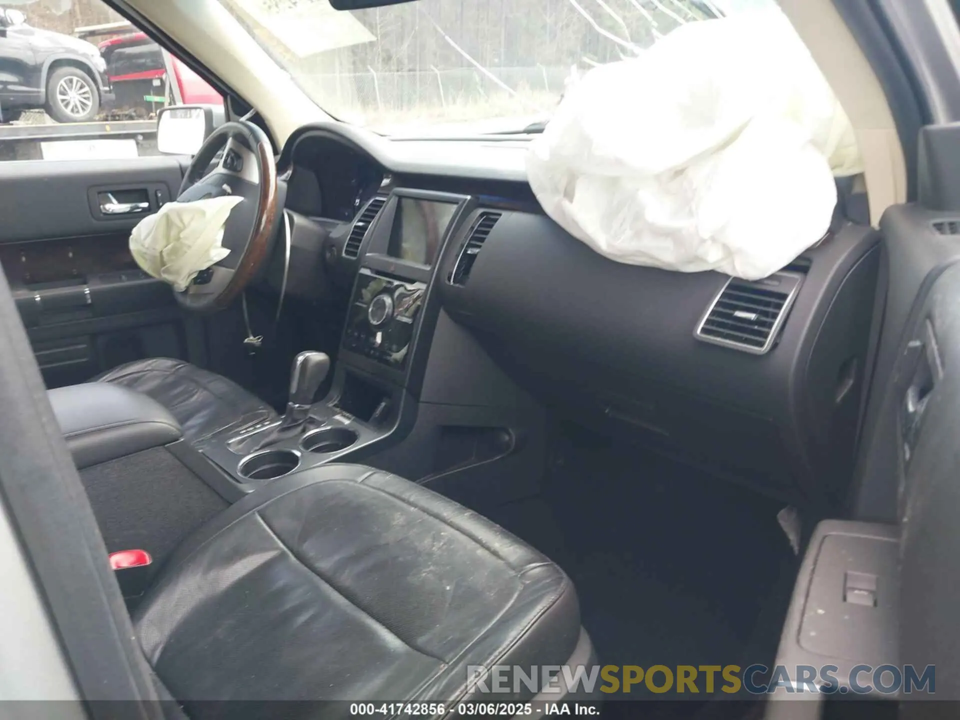 5 fotografías del automóvil dañado 2FMGK5D87KBA19647 FORD FLEX 2019