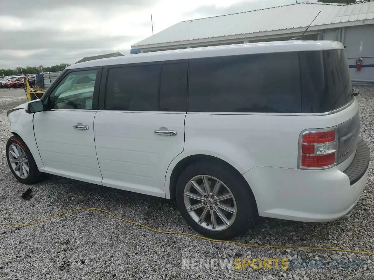 2 fotografías del automóvil dañado 2FMGK5D8XKBA06505 FORD FLEX 2019