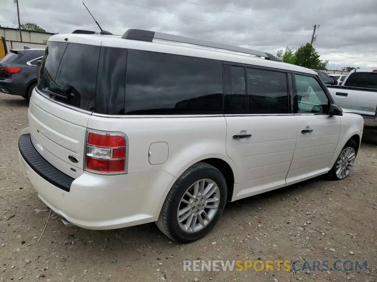 3 fotografías del automóvil dañado 2FMHK6C82KBA24010 FORD FLEX 2019